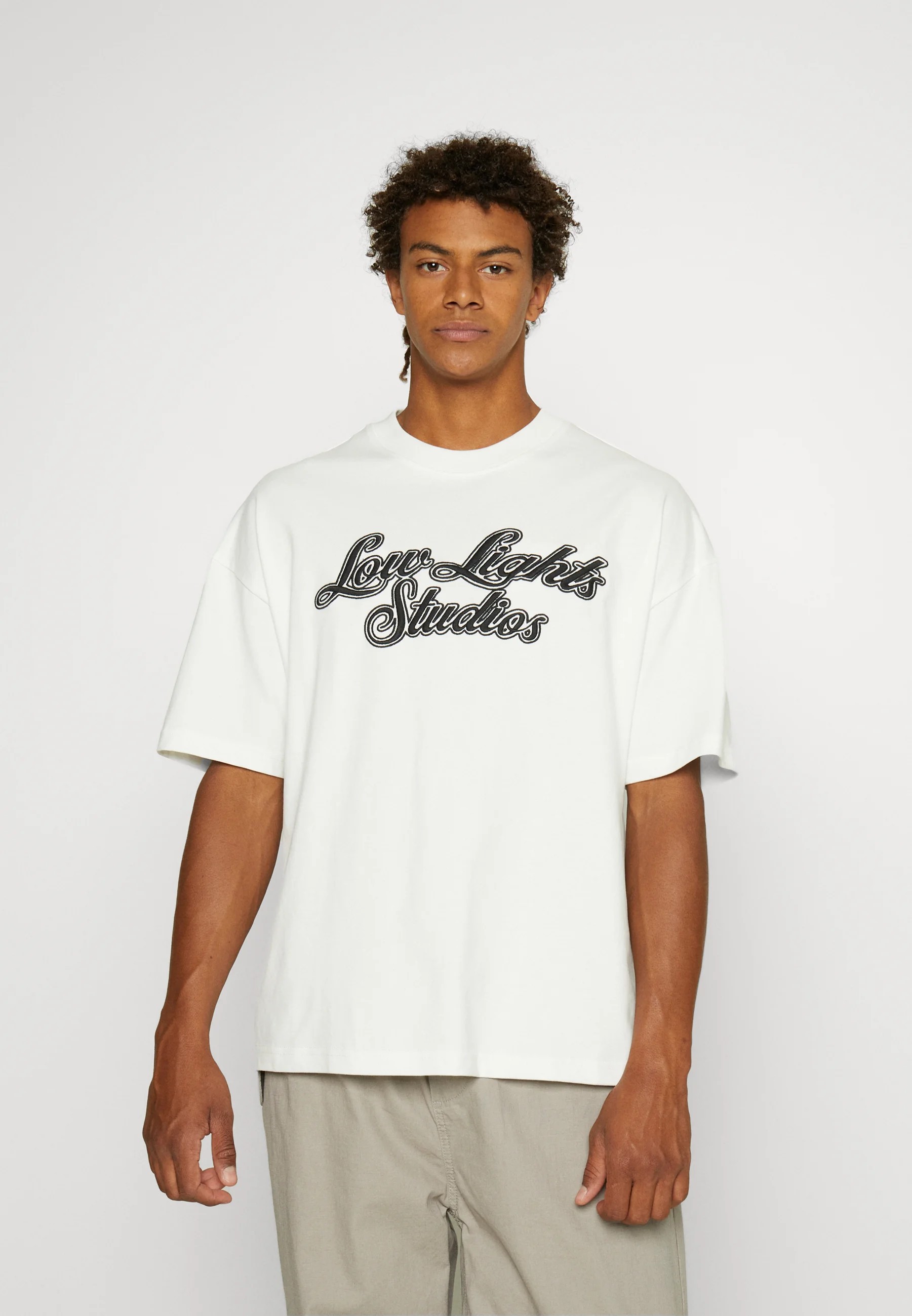 (LLS) SHUTTER TEE UNISEX