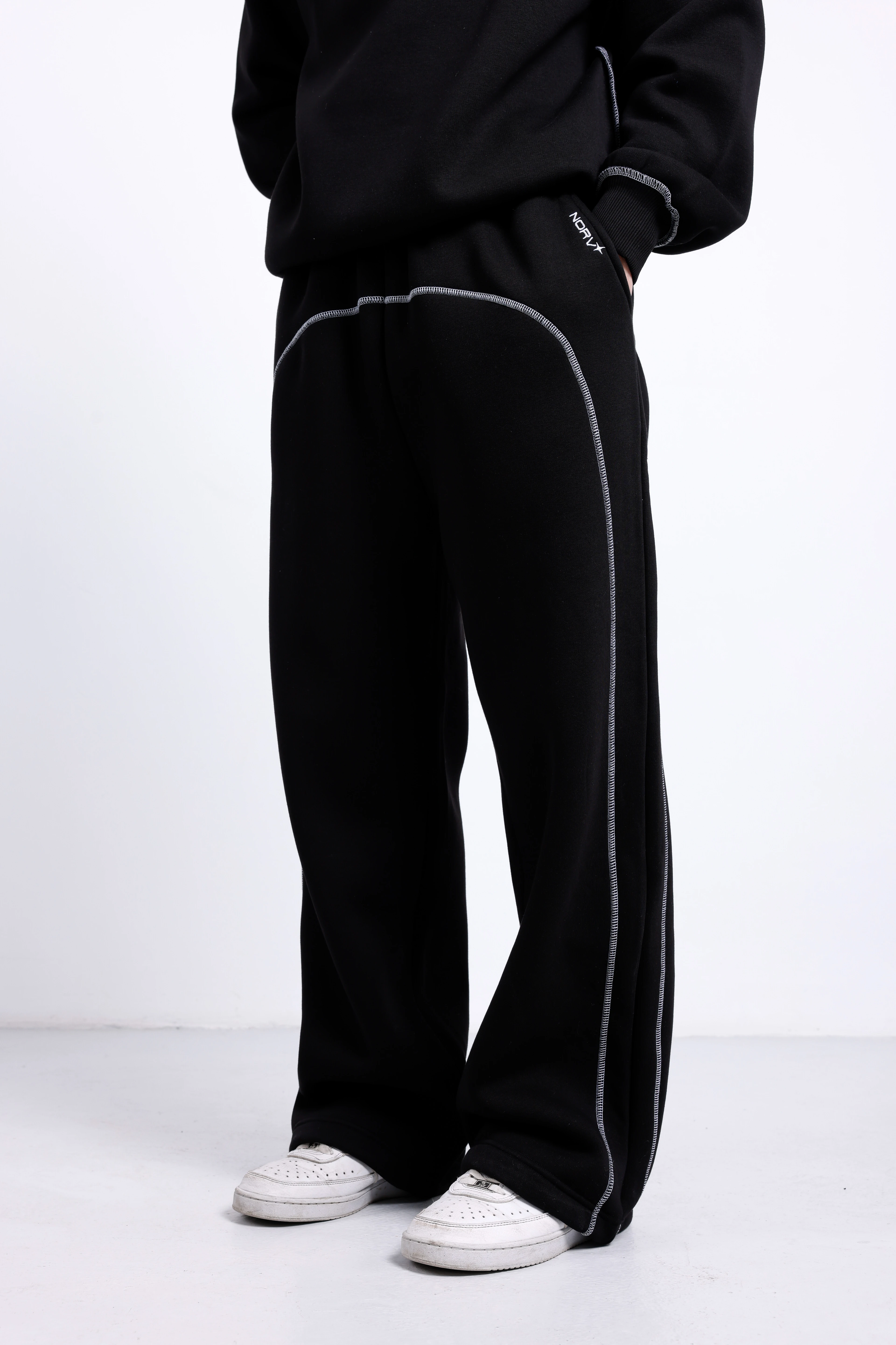 NORV Ayarlanabilir Paça Premium Oversize Eşofman Altı ( Kışlık Beyaz Karyoka Detaylı)