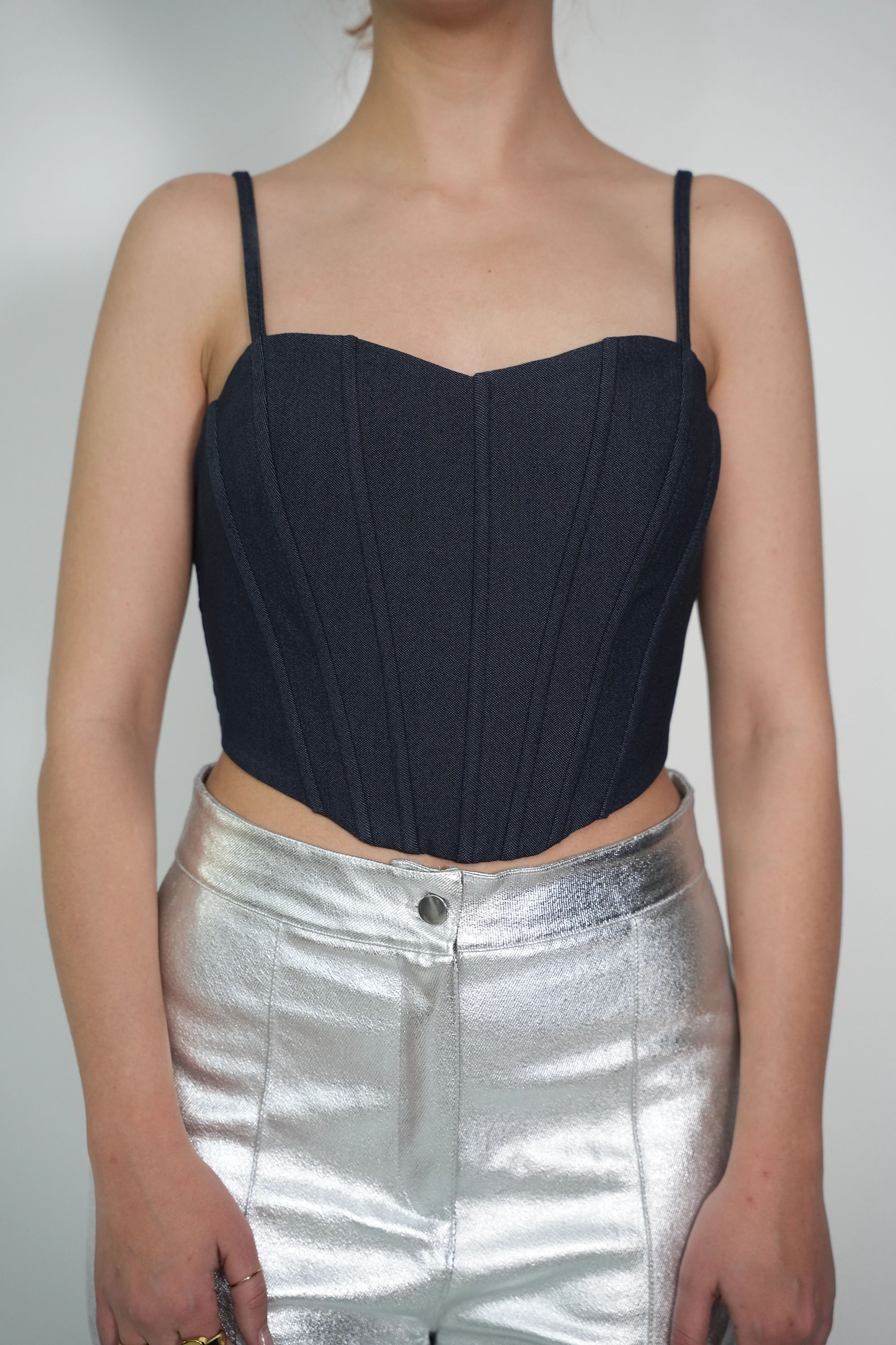 Korse Model Kot Crop