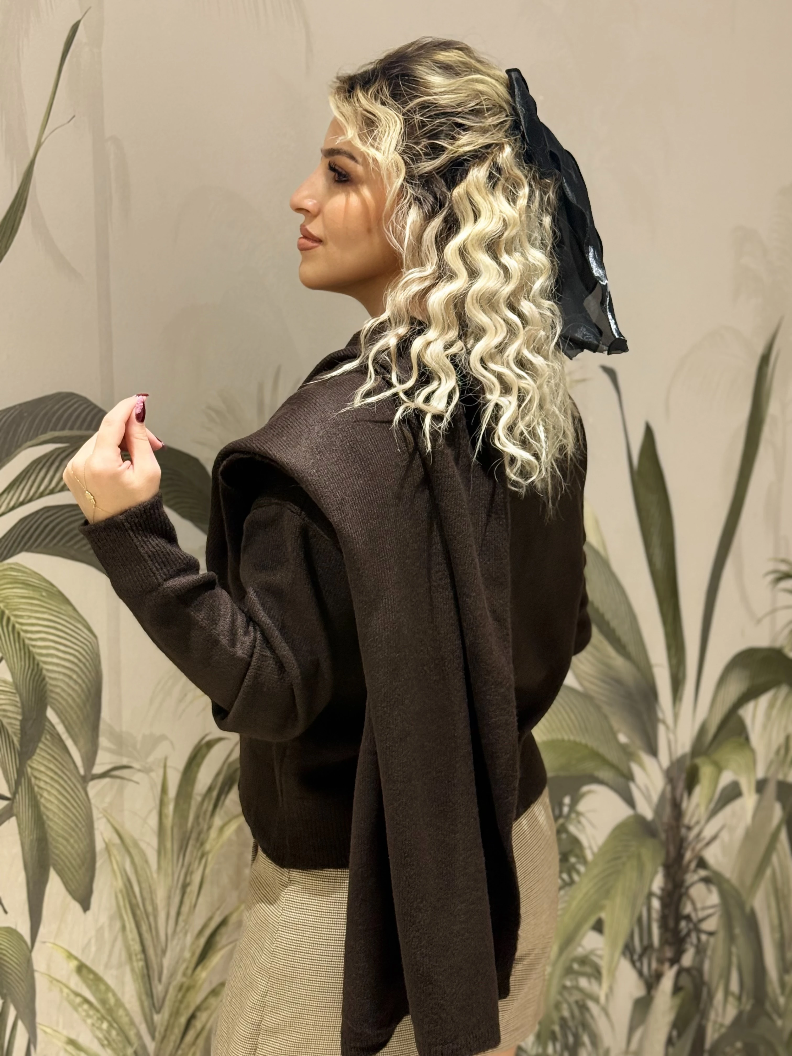 Kahverengi Şal Yakalı Kazak