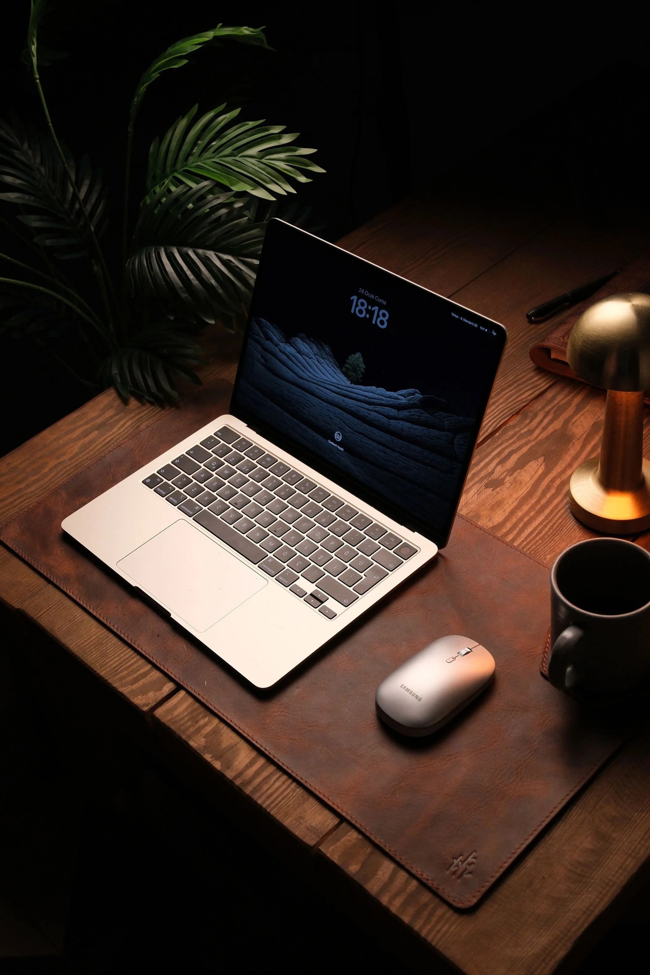 Deri Laptop Masa Matı & Mouse Pad Seti