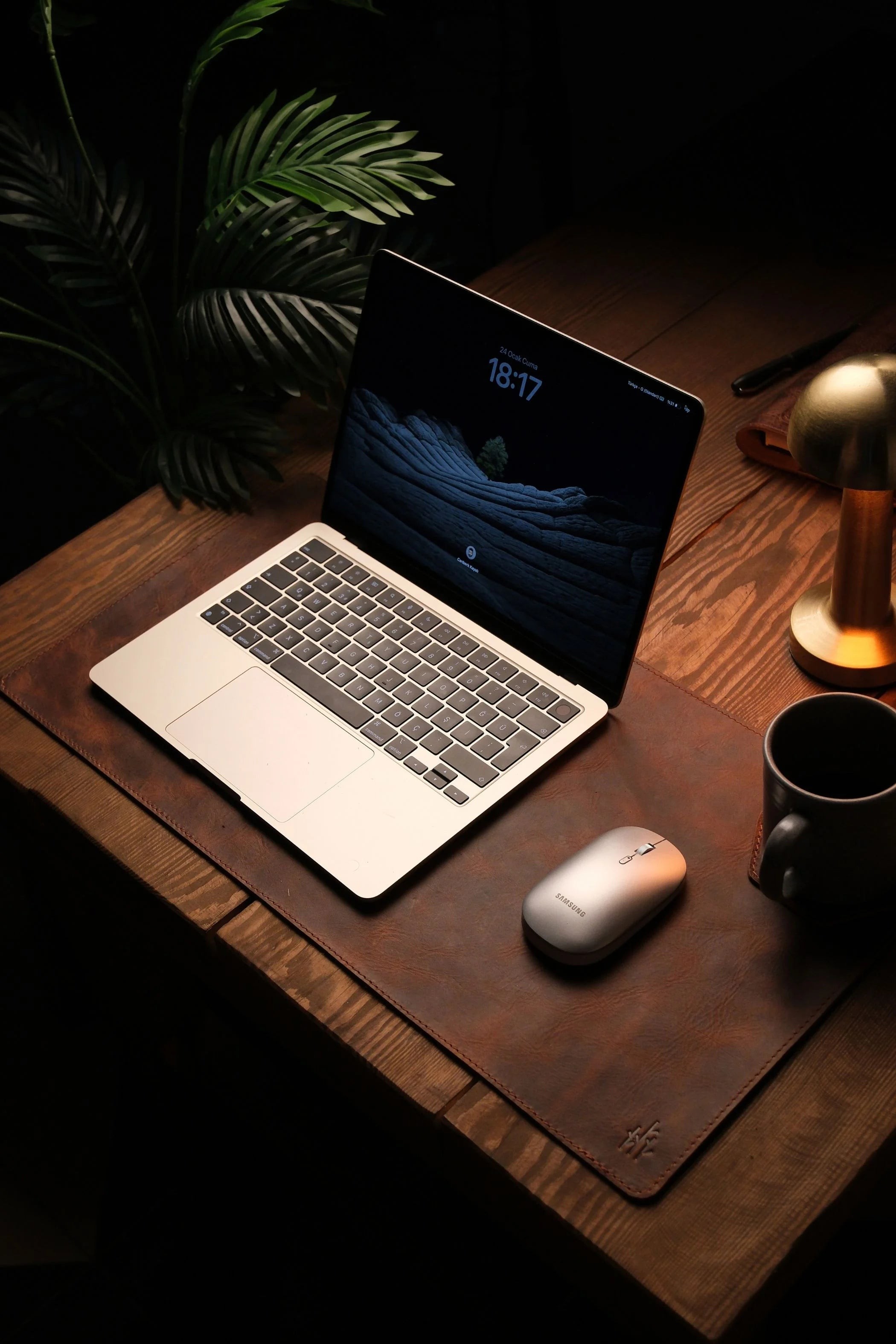 Deri Laptop Masa Matı & Mouse Pad Seti