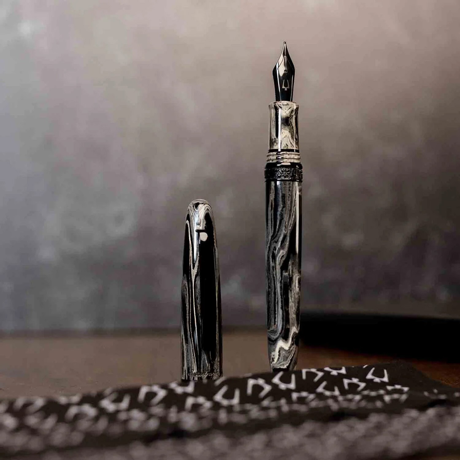 Esterbrook x Accutron Estie Astronaut Dolma Kalem