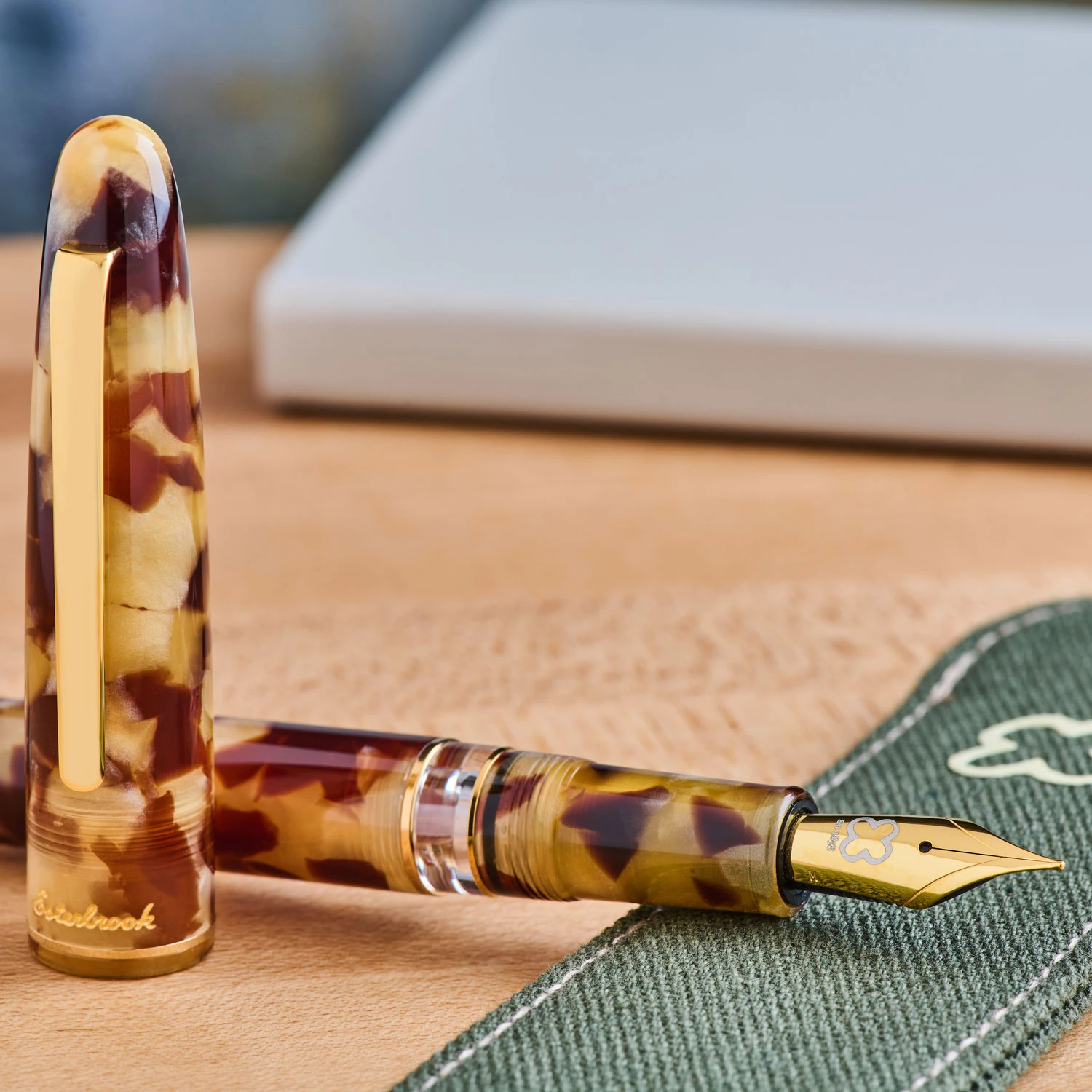 Esterbrook Estie Tortoise Gold Pistonlu Dolma Kalem