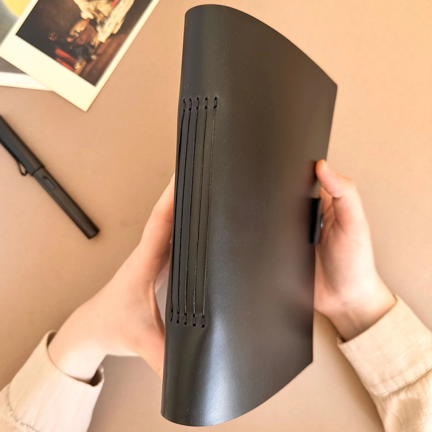 Euk Design A5 Deri Ciltli Defter - Siyah