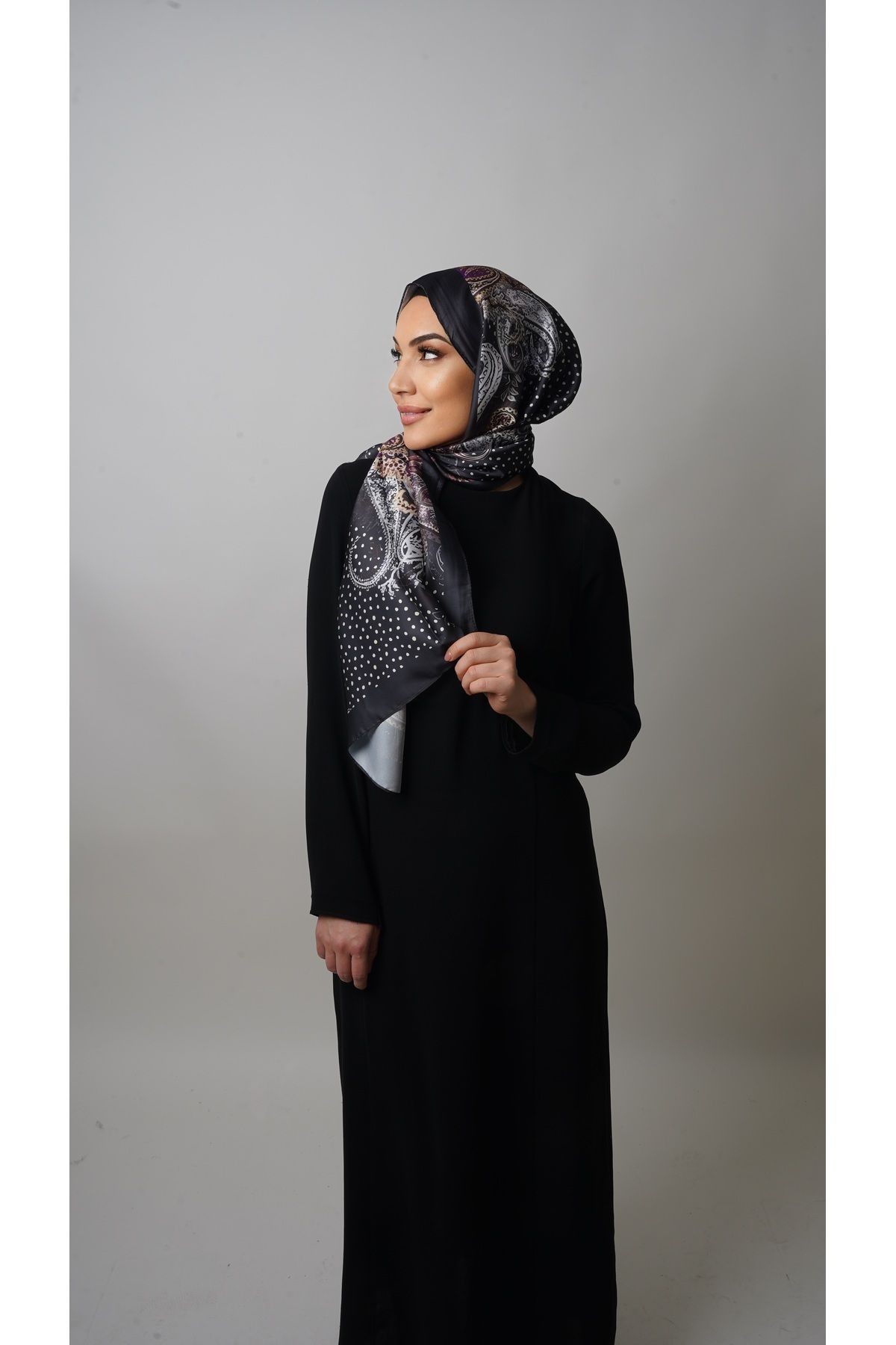 ZAFİRA ŞAL