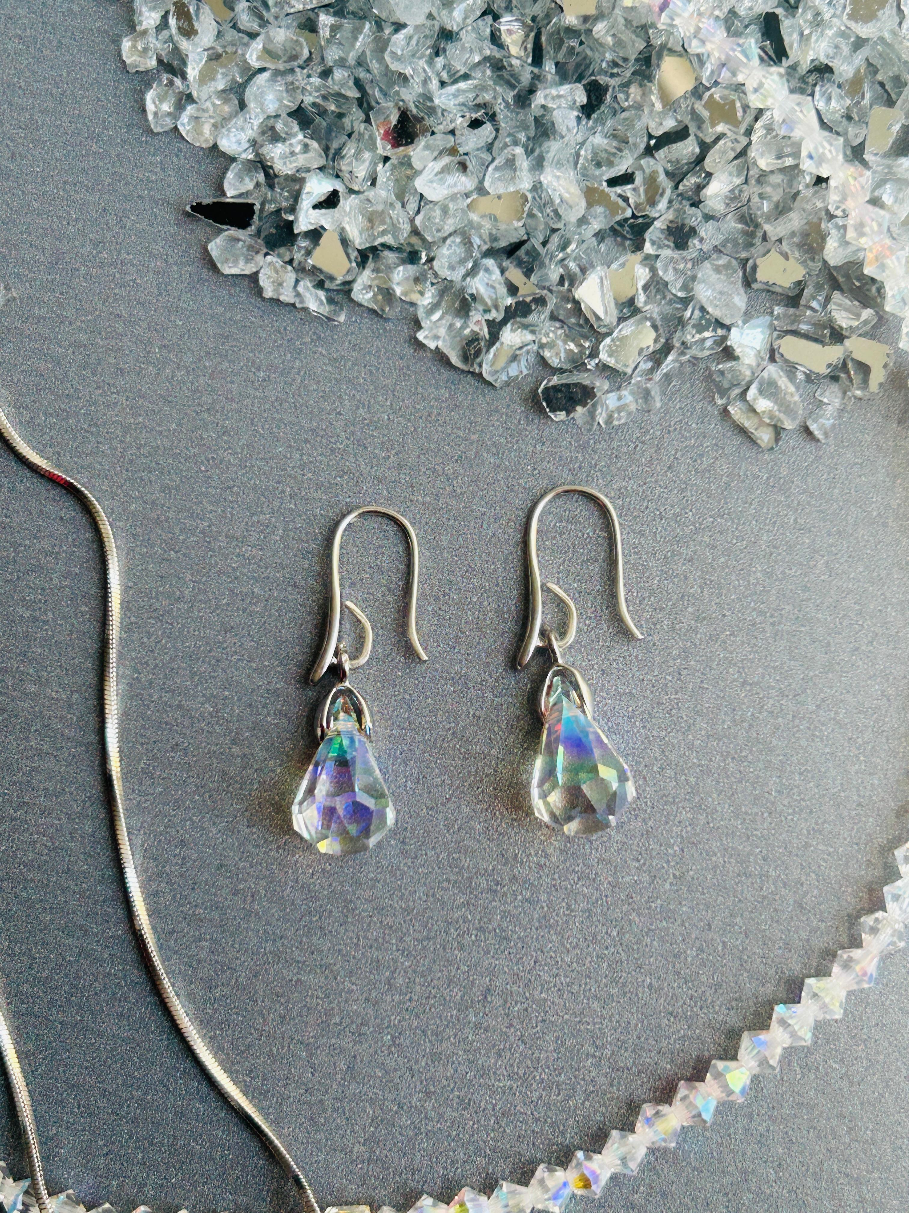 Mini Konik Rainbow Küpe Çift