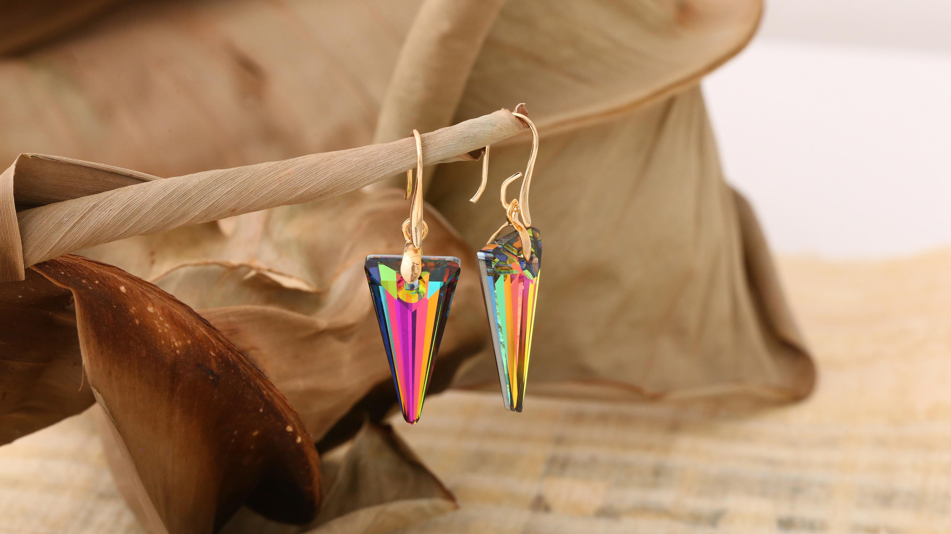 Rainbow Swarovski Kristal Taş Altın Renk Çift Küpe