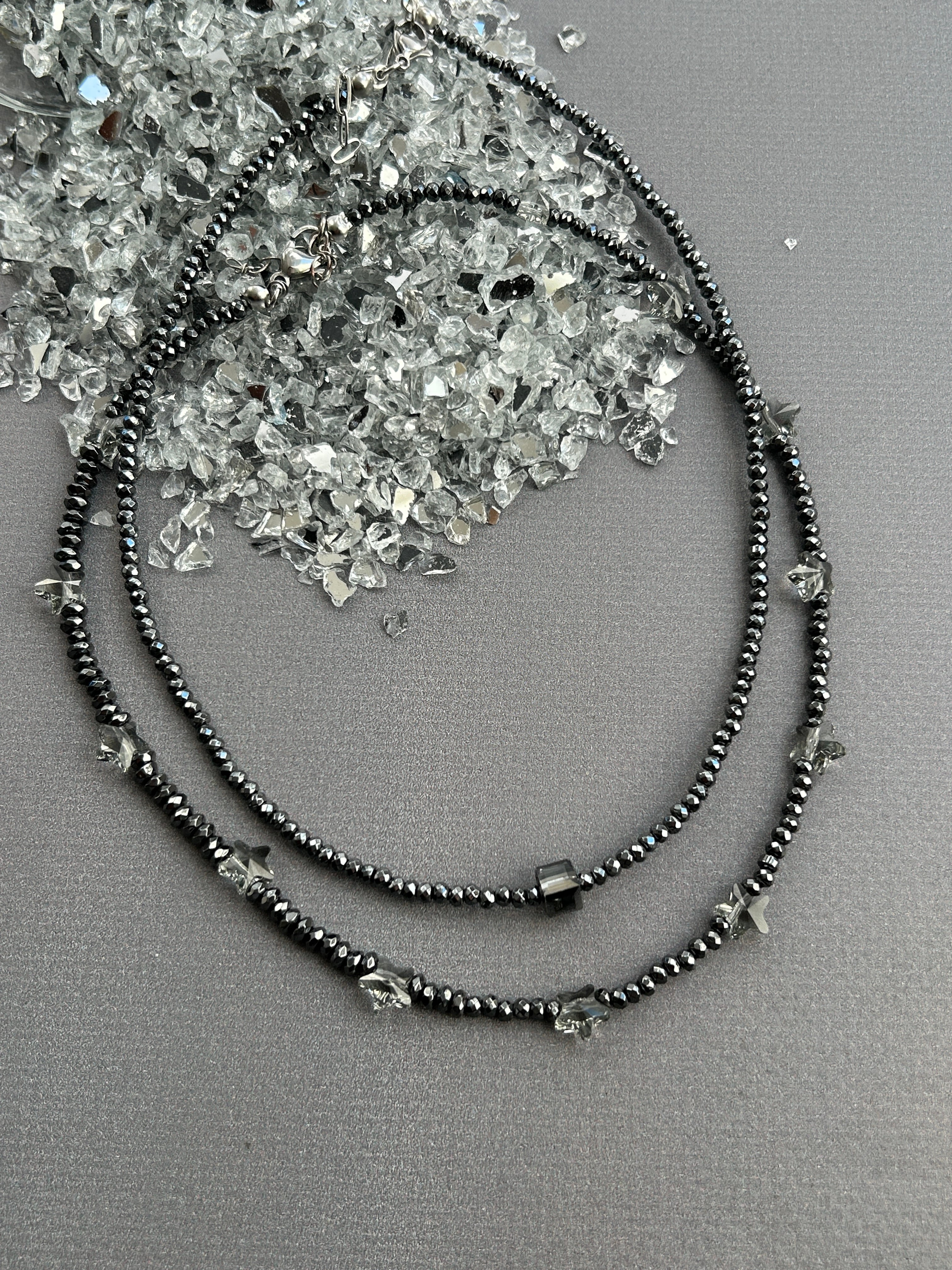 Hematit Swarovski Kristal Taş Yıldız Kolye