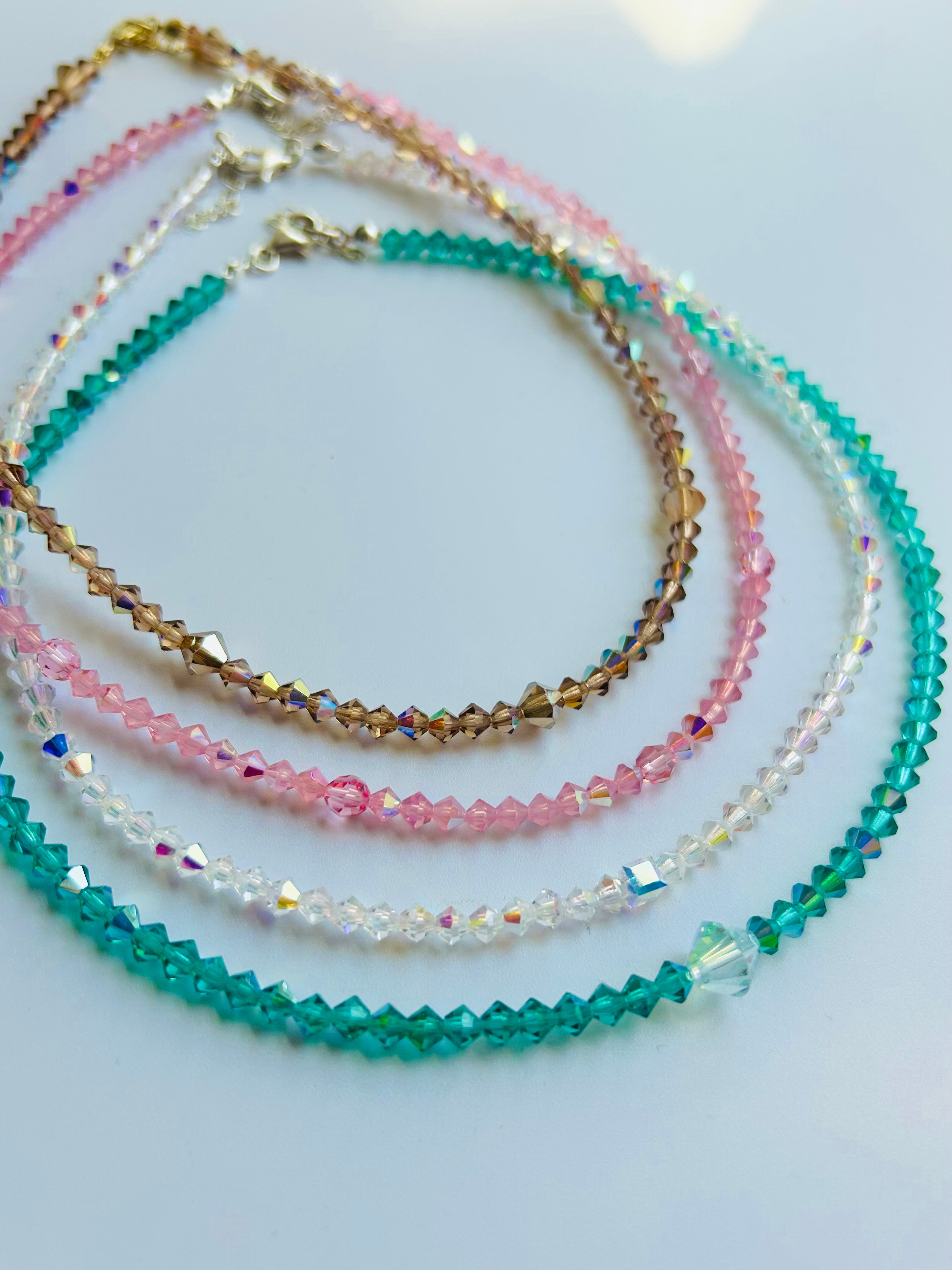 Swarovski Kristal Boncuk Piramit Gold Kolye