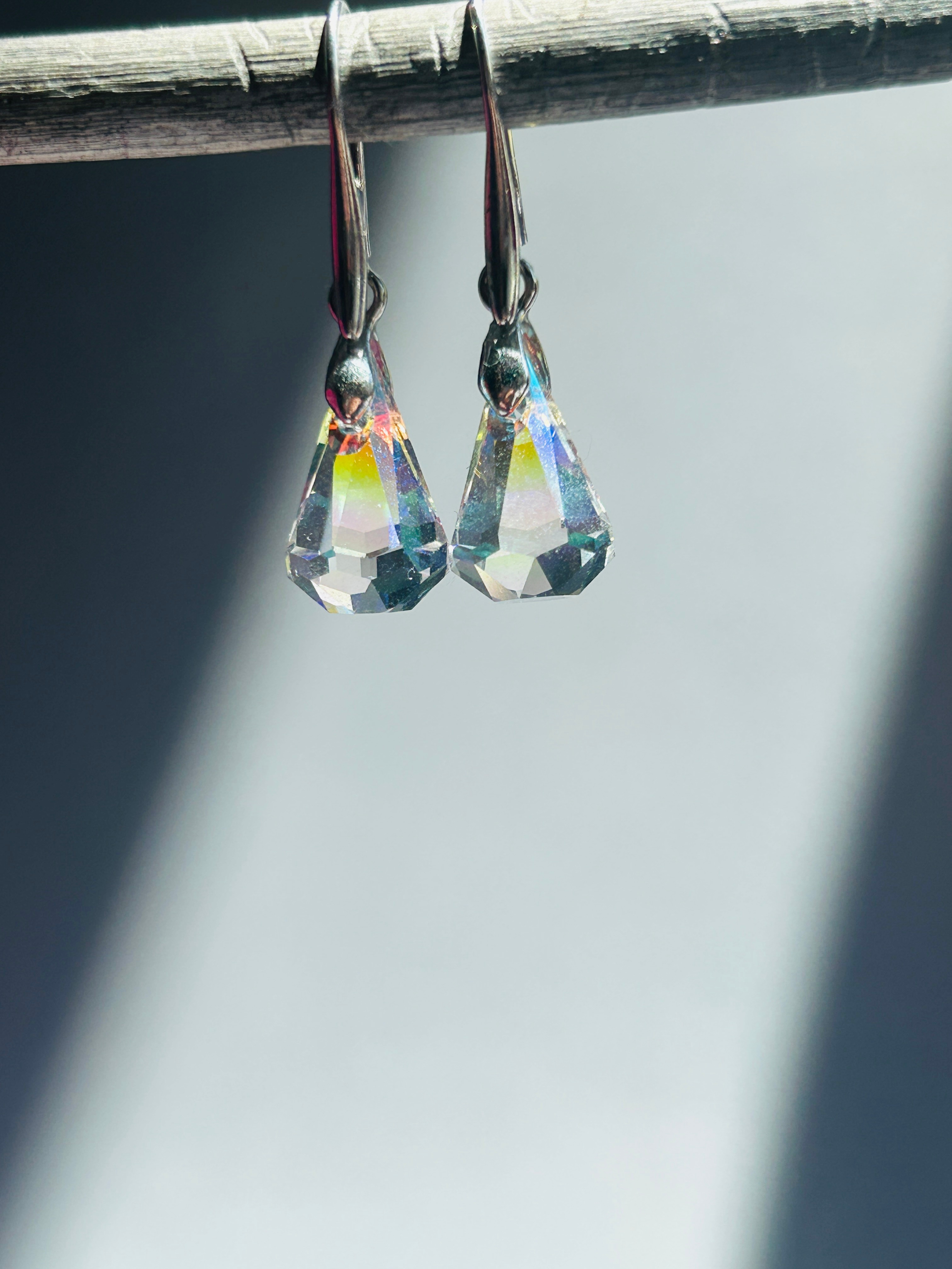 Mini Konik Rainbow Küpe Çift
