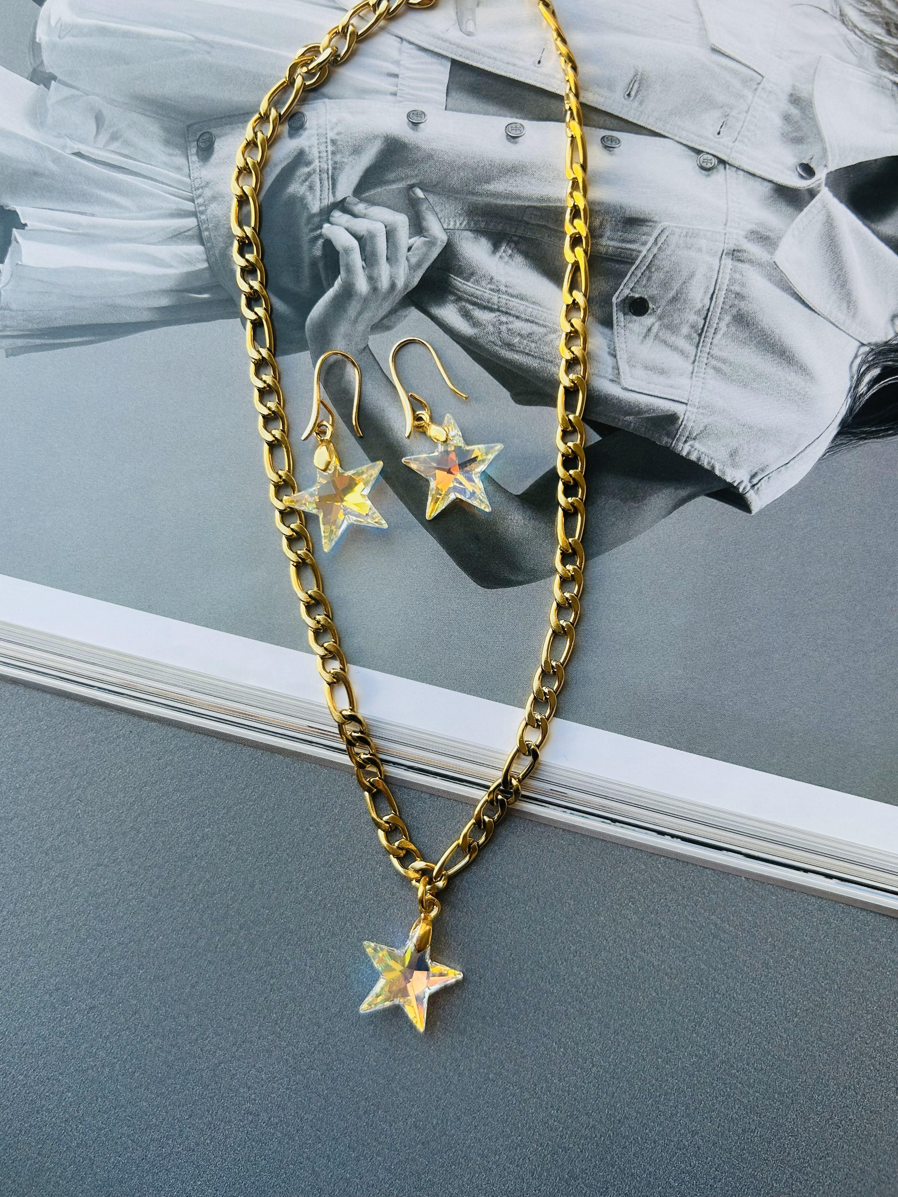 Swarovski Kristal Taş Gold Yıldız Kolye