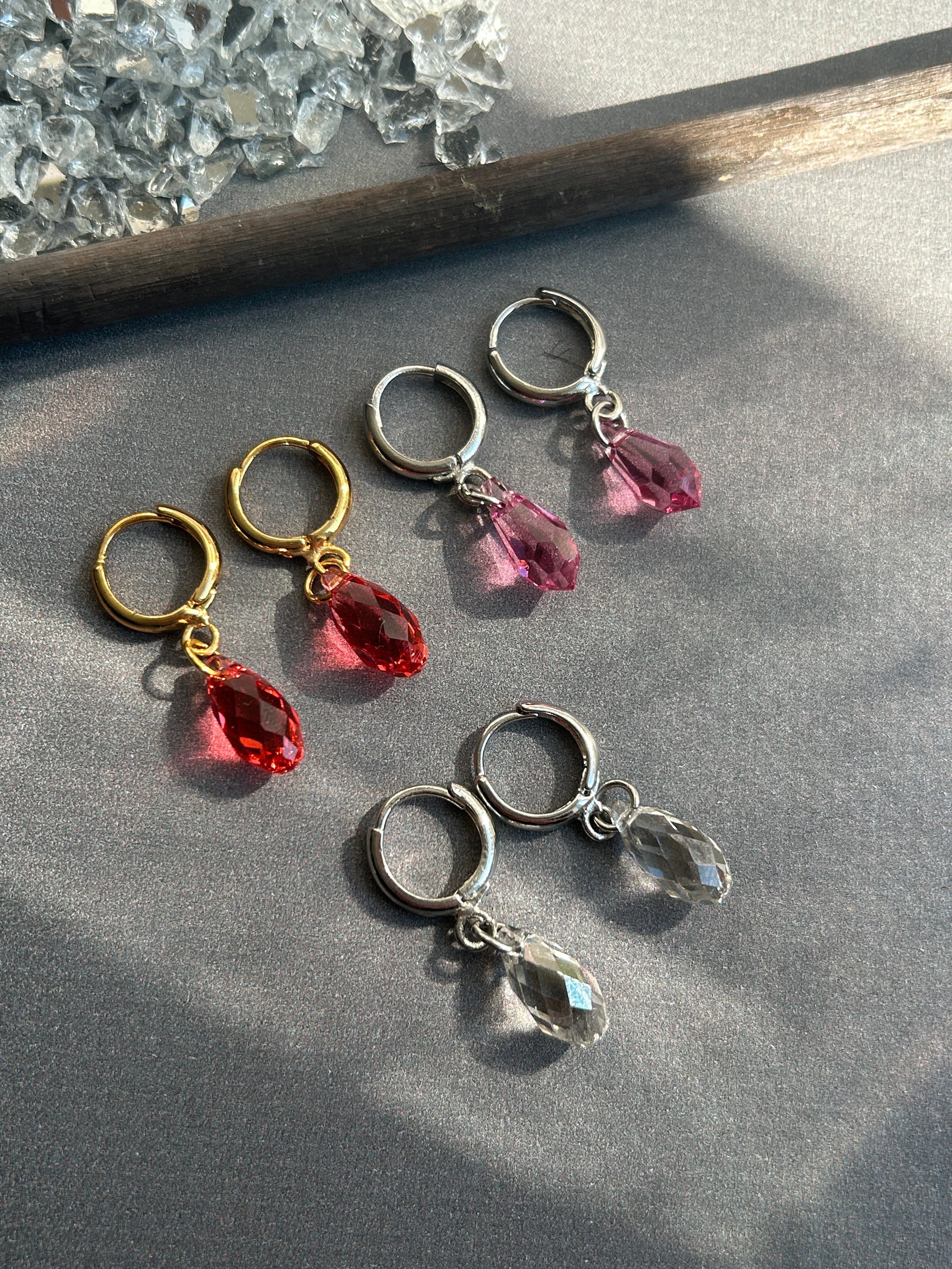 Mini Kırmızı Swarovski Kristal Taş Damla Küpe 