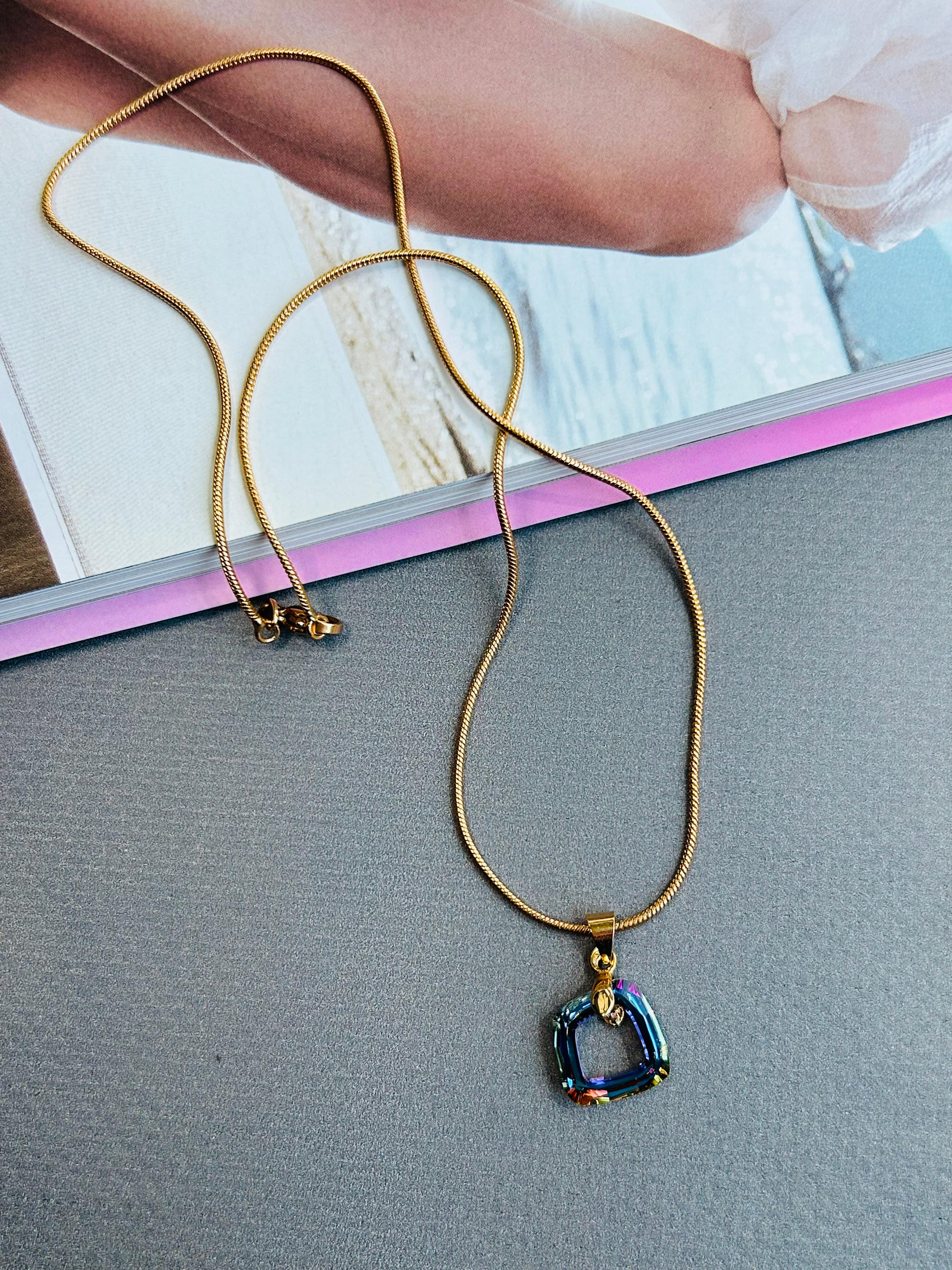 Mini Cosmic Square Swarovski Kristal Taş Kolye