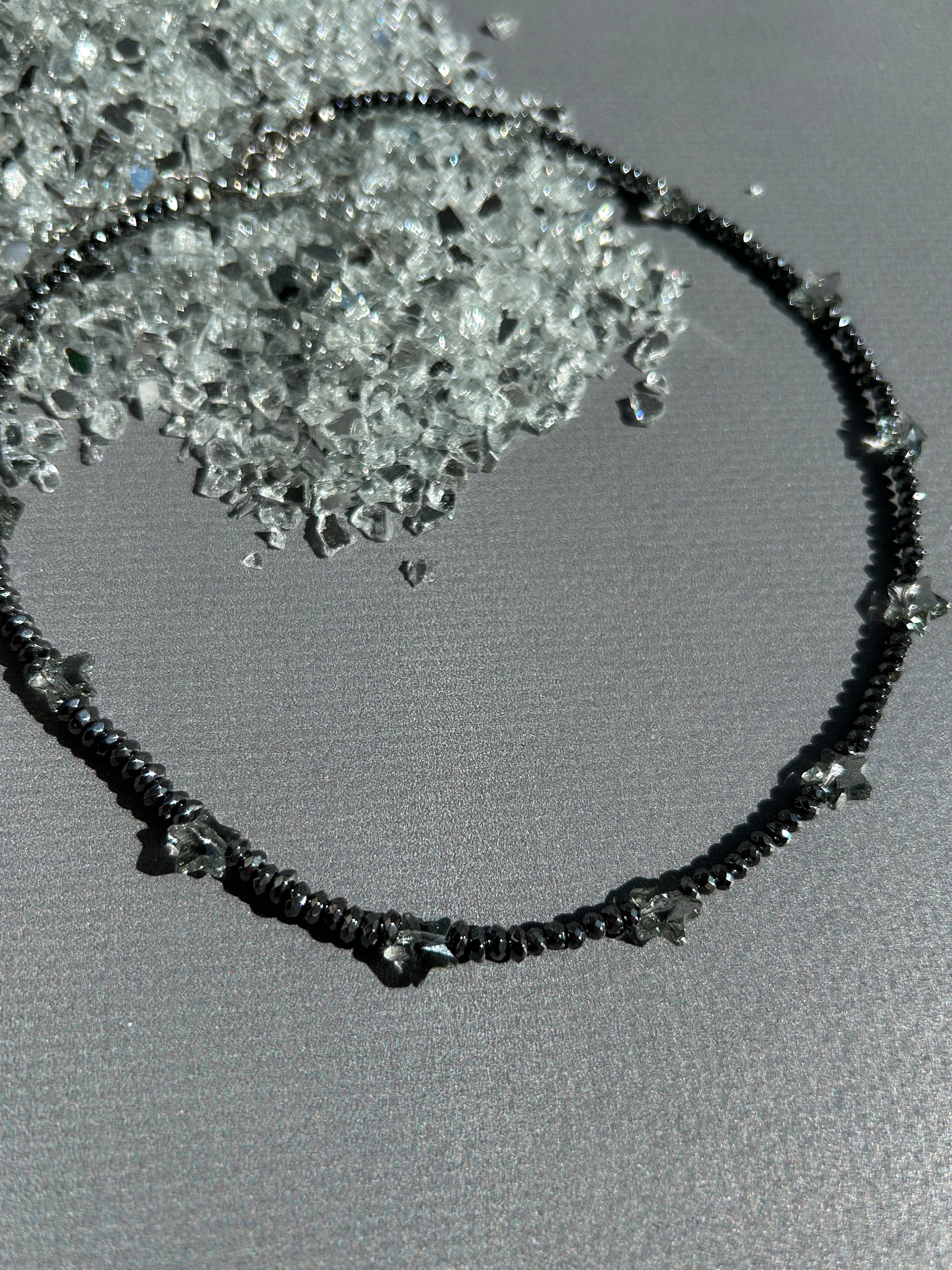 Hematit Swarovski Kristal Taş Yıldız Kolye