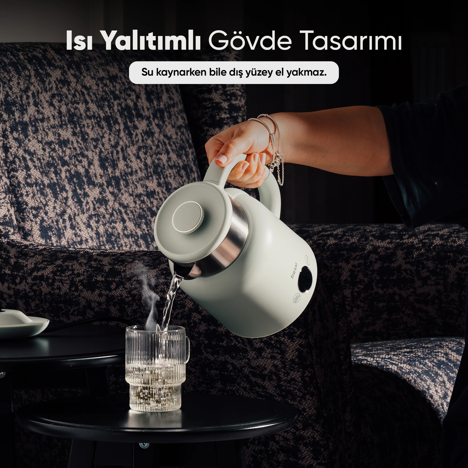 KT-01 Retrofi Su Yeşili 1.5 L Retro Elektrikli Kettle