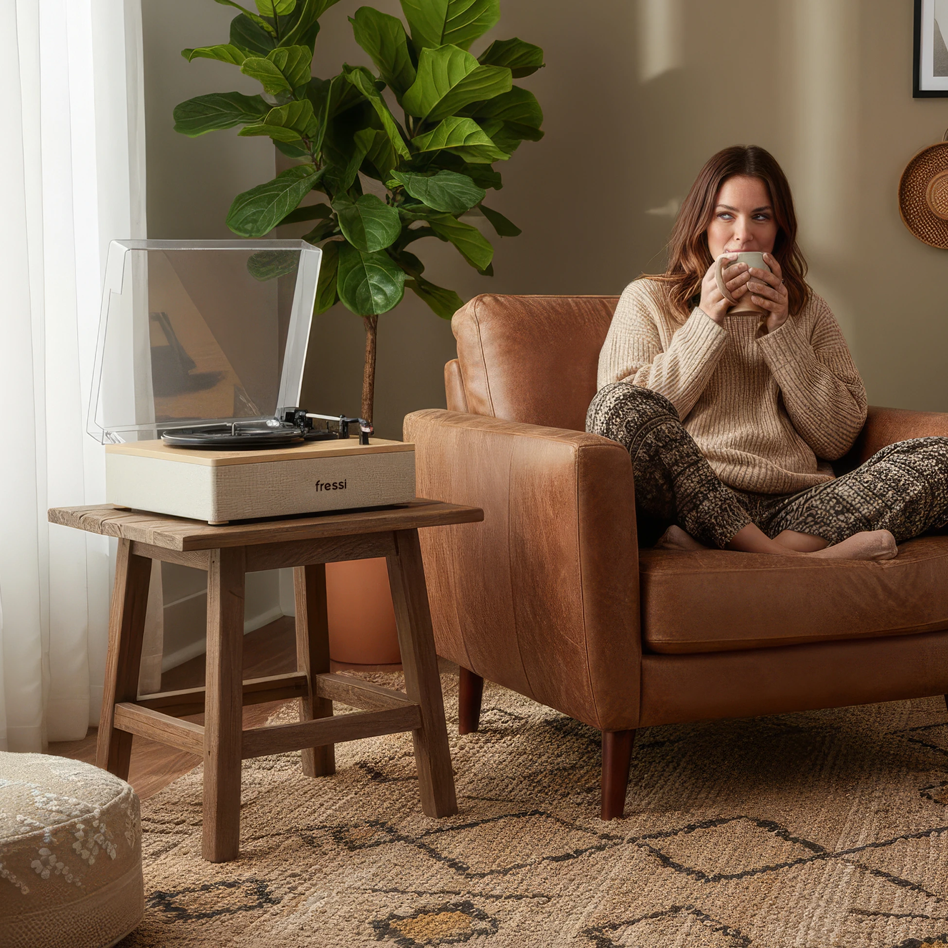 Dahili Hoparlörlü Pikap Müzik Kutusu Usb+Rca+Bluetooth FR-P1990 Velura