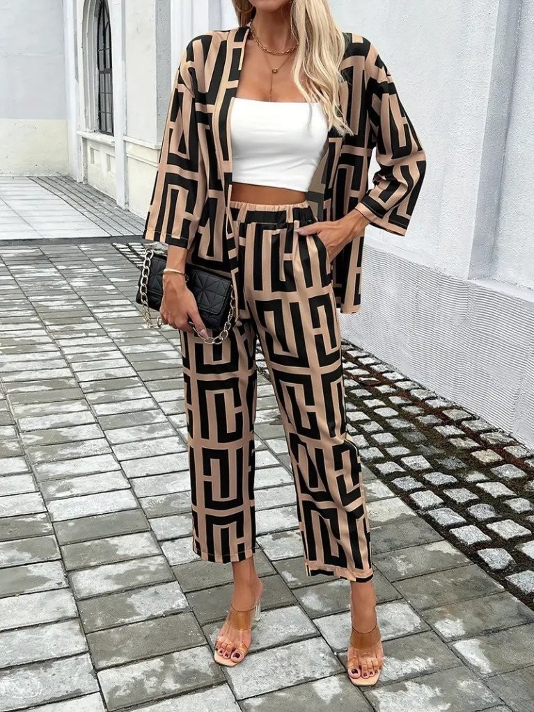 Kadın Uzun Kollu önü Açık Desenli Iki Iplik Ceket Ve Pantolon Ikili Takım