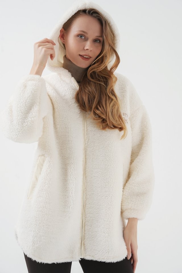9102 Oversize Kapüşonlu Beyaz Peluş Kaban