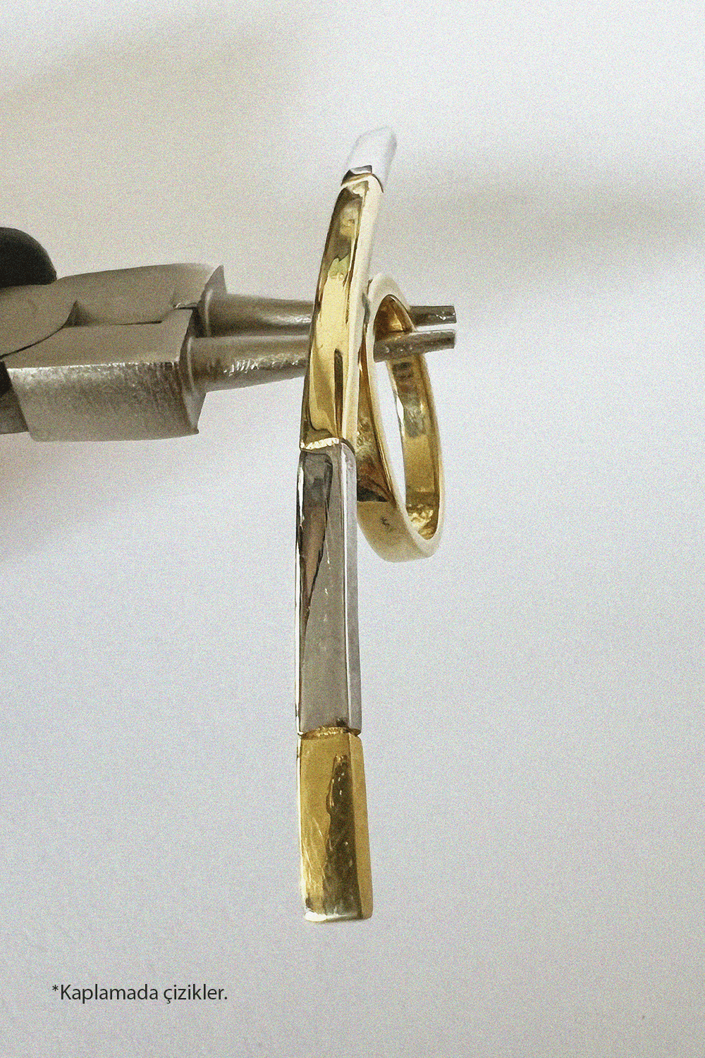 01.02 Full Ring - Gold 16