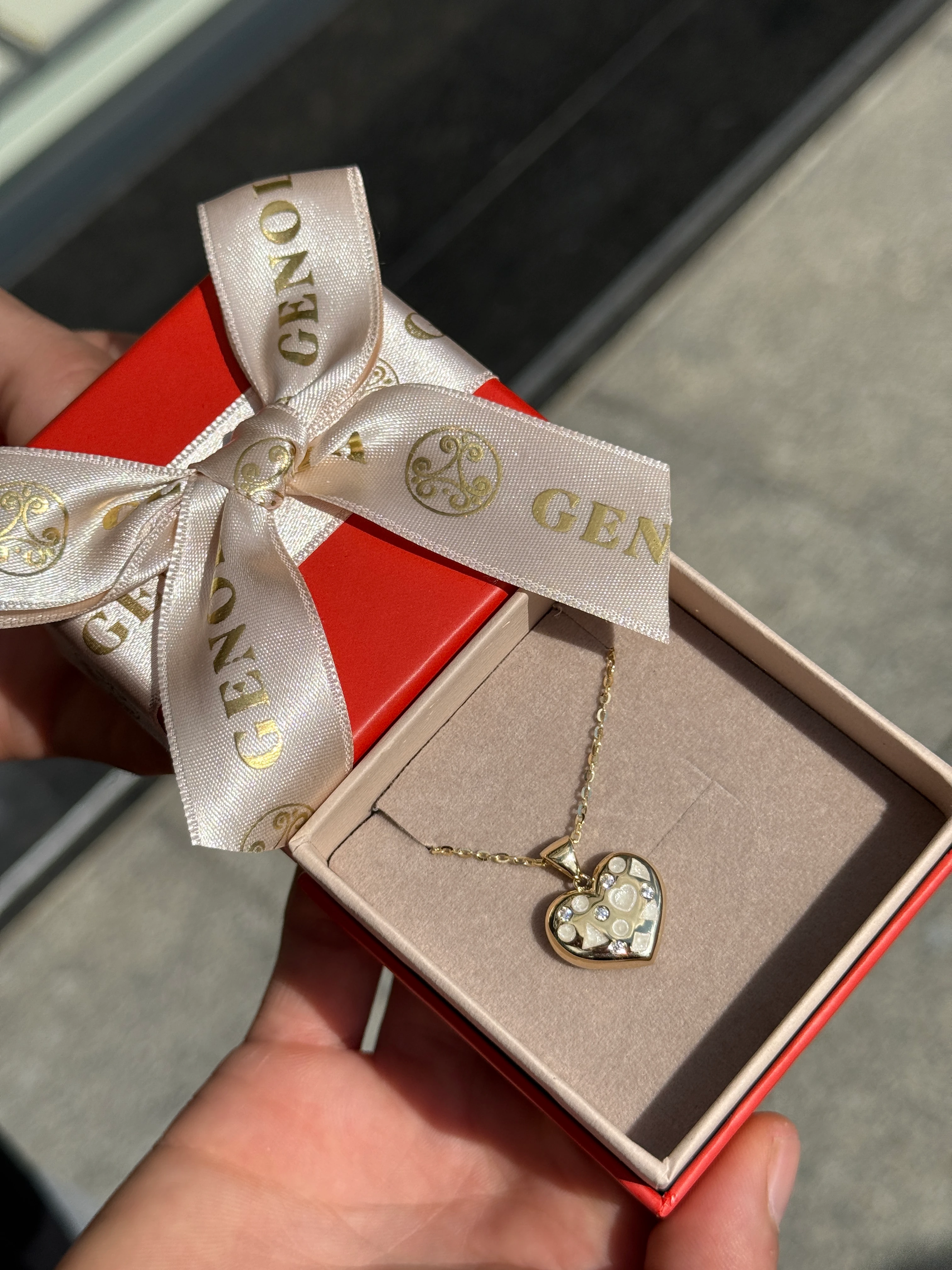 BEYAZ MİNELİ KOLYE 