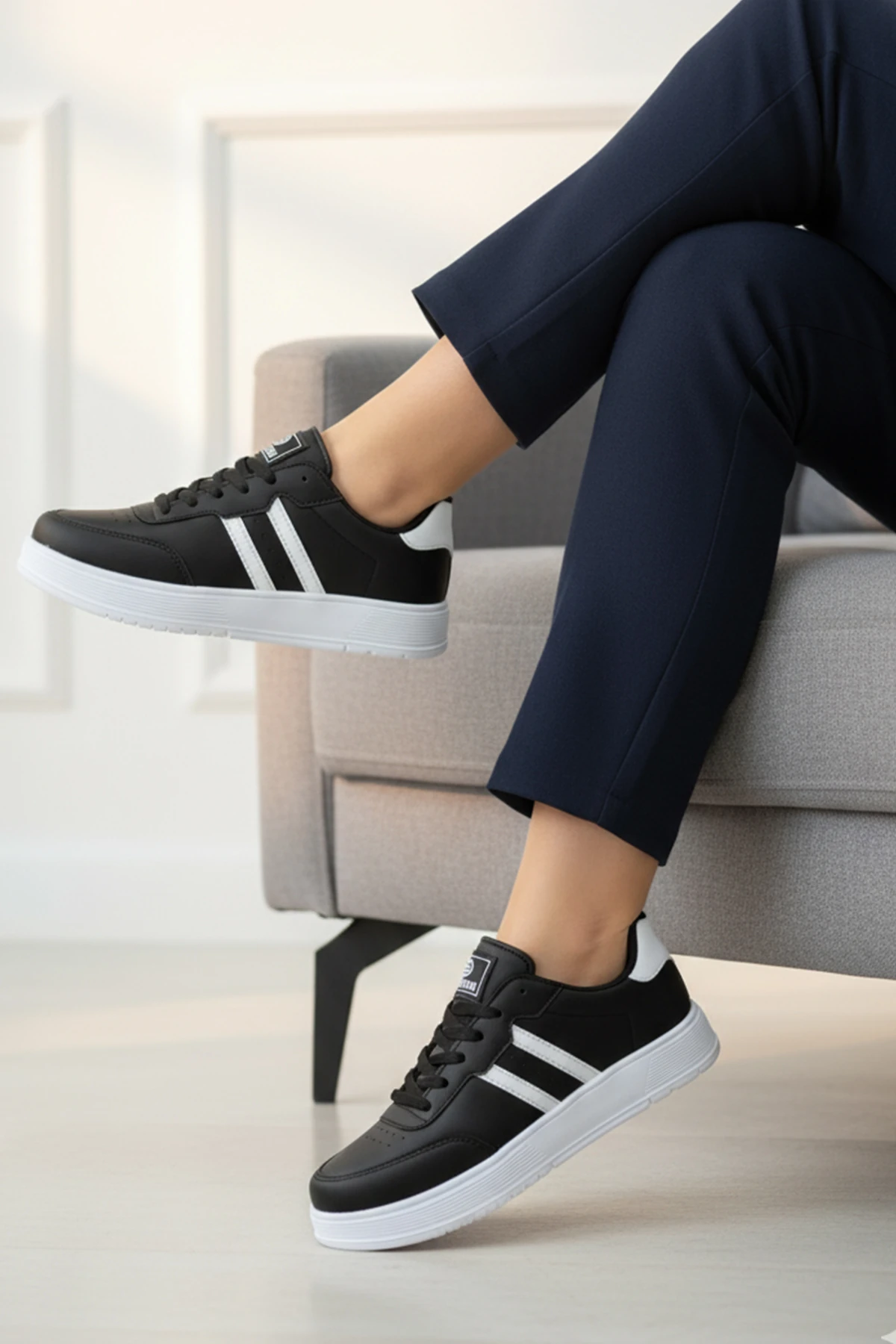 Kadın Sneaker Bağcıklı Spor Ayakkabı 163NAV - Siyah Beyaz