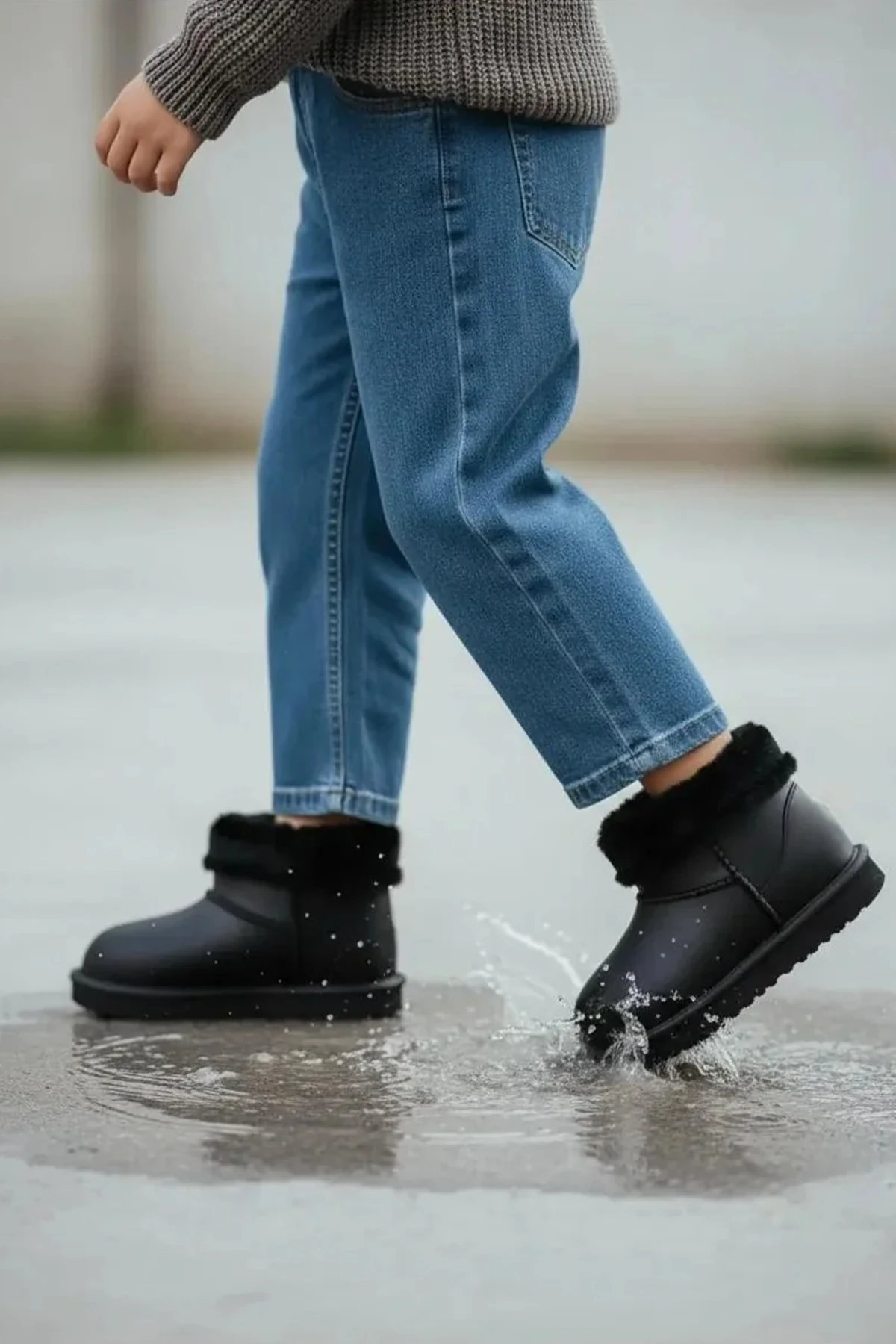 Çocuk Su Geçirmez Kürklü Yağmur Botu 2828NAV - Siyah