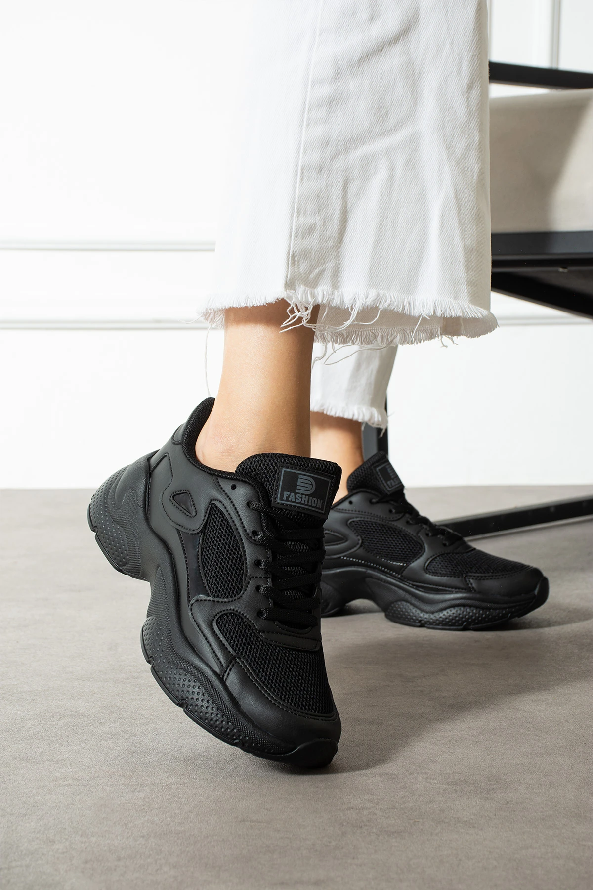 Kadın Bağcıklı Spor Ayakkabı 152NAV - Siyah