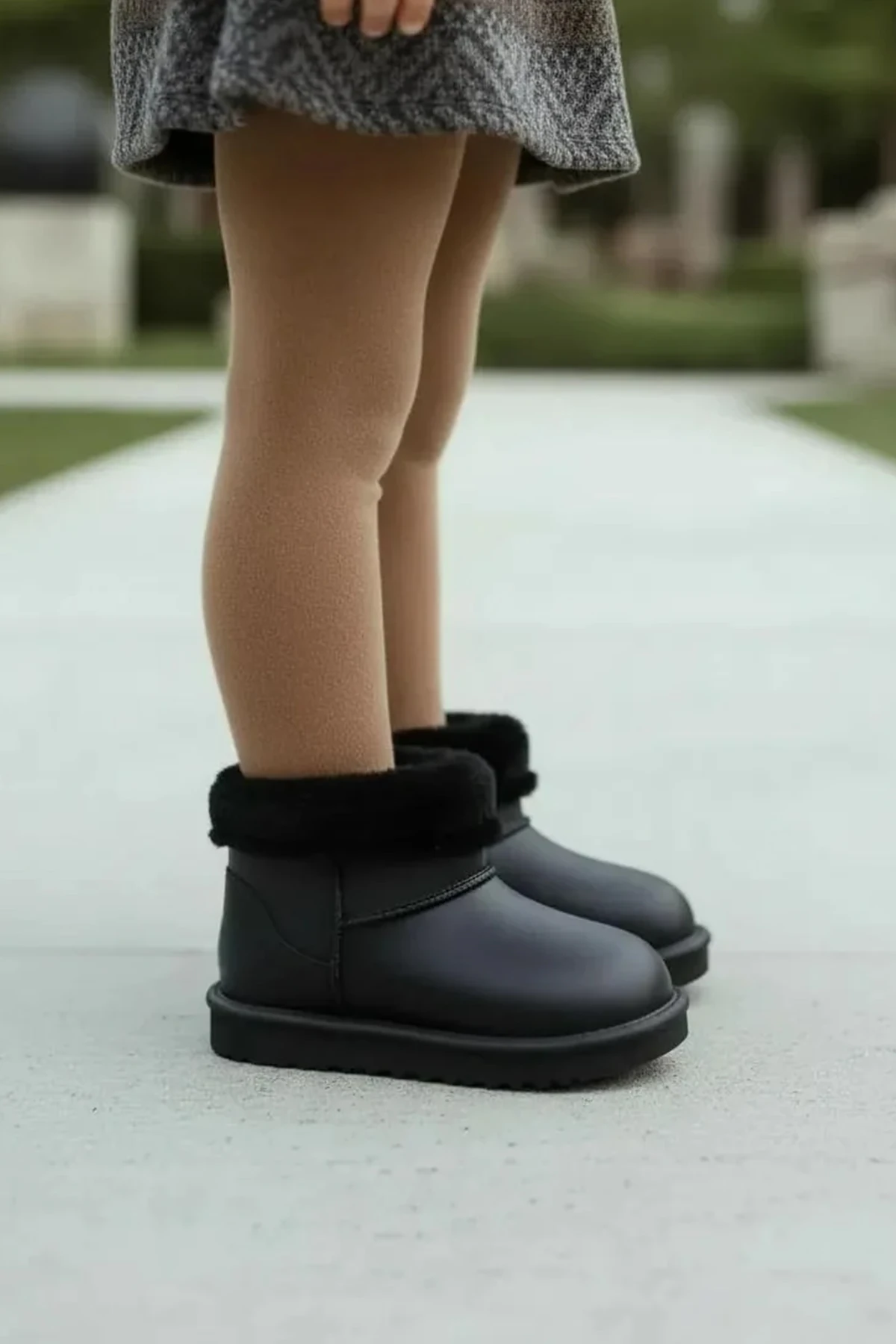 Çocuk Su Geçirmez Kürklü Yağmur Botu 2828NAV - Siyah