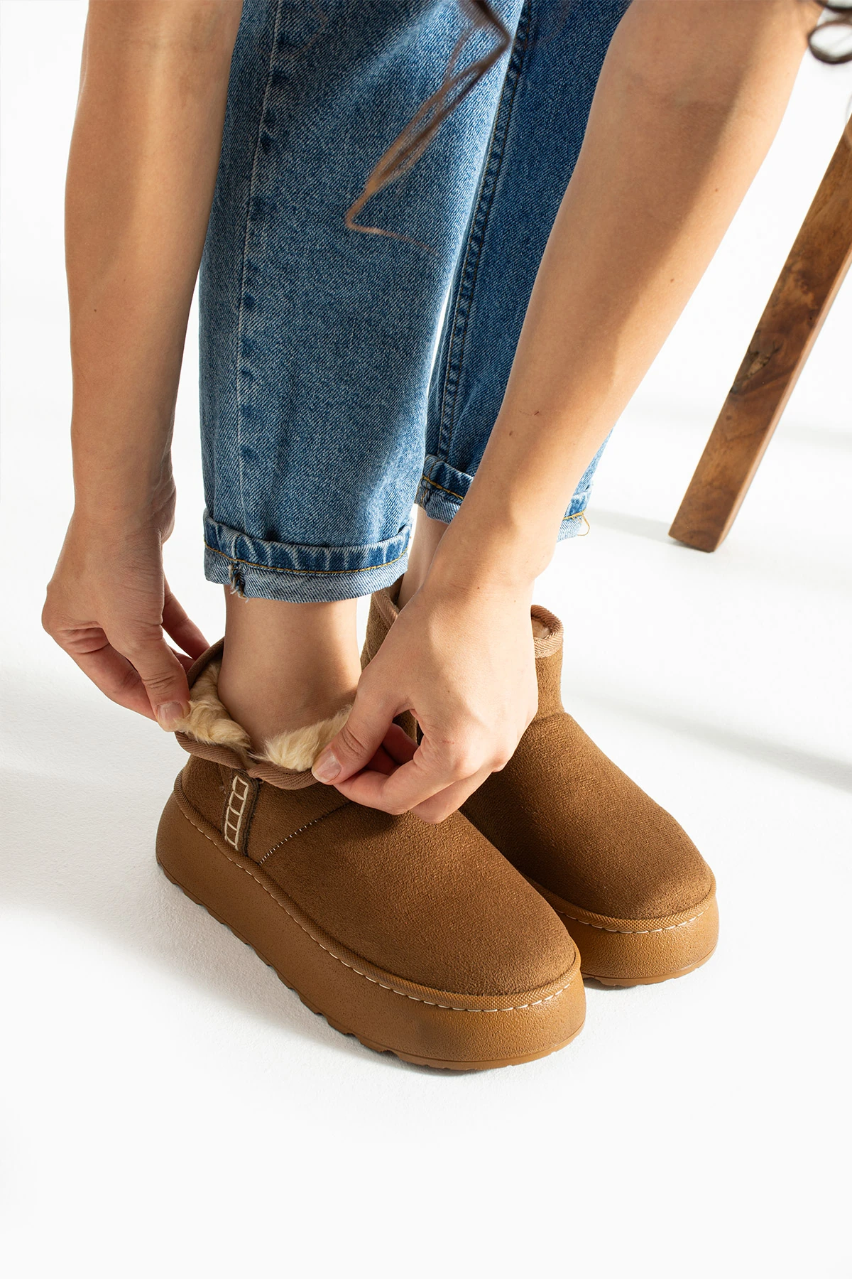 Kadın Kalın Topuklu Kürklü Kısa Bot UG01NAV