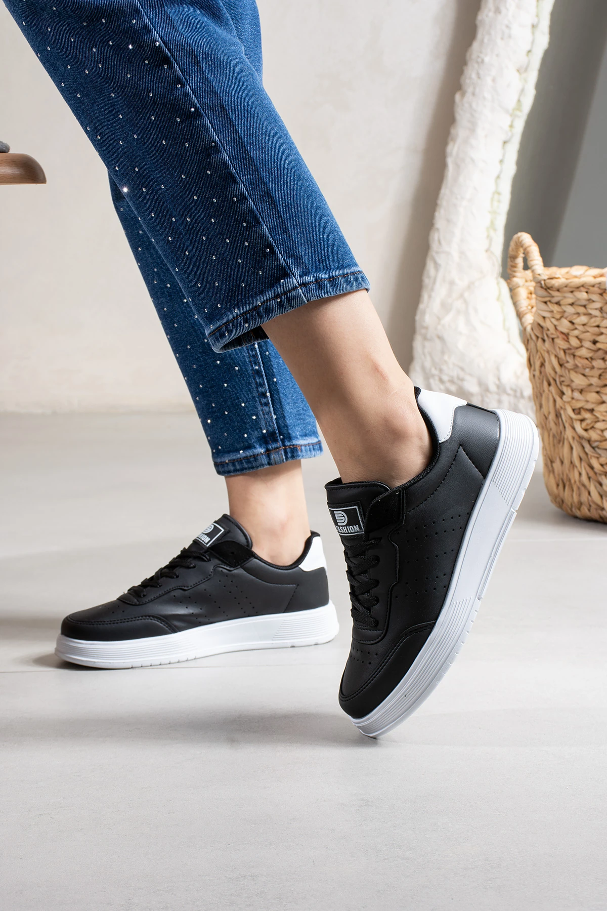 Unisex Spor Ayakkabı 158NAV - Siyah Beyaz