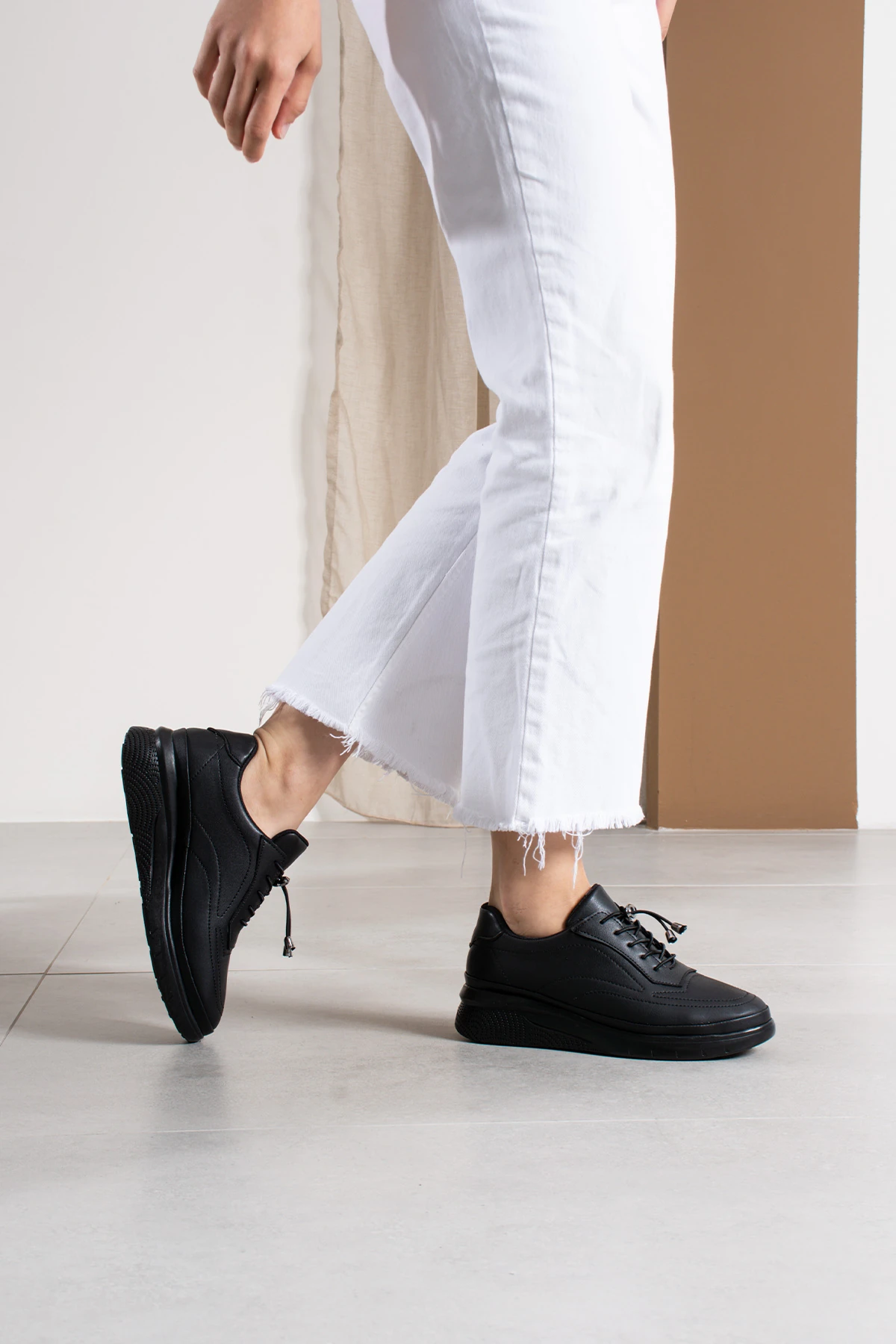 Kadın Ortopedik Günlük Ayakkabı 3428NAV - Siyah