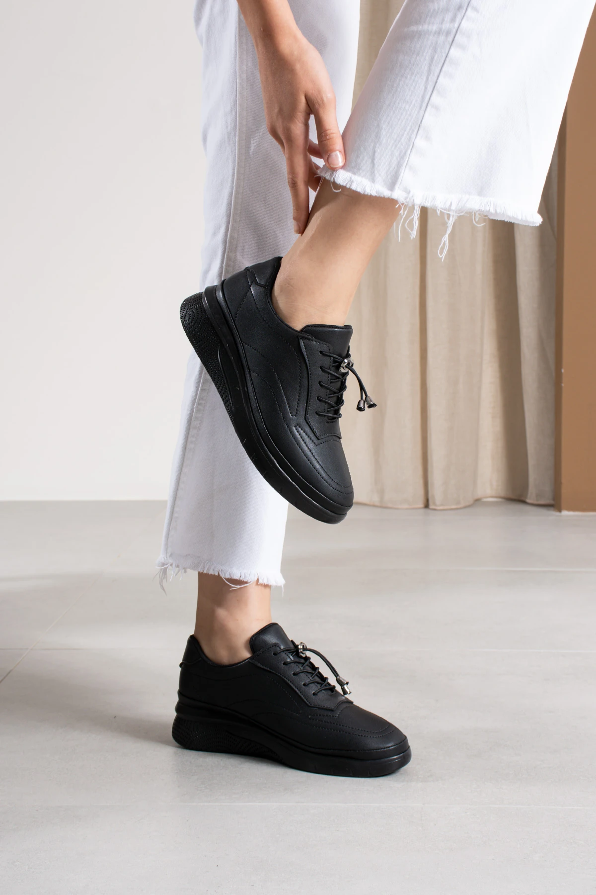 Kadın Ortopedik Günlük Ayakkabı 3428NAV - Siyah