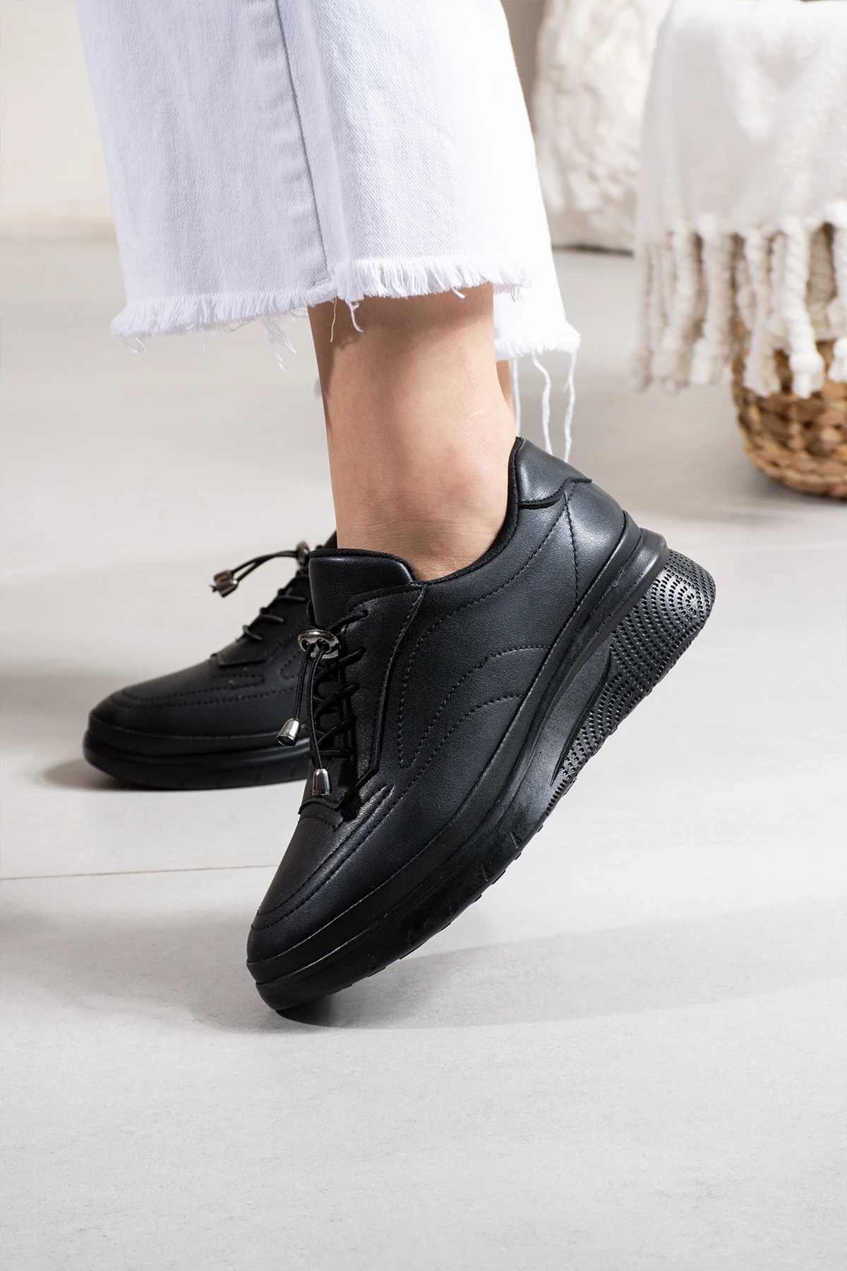 Kadın Ortopedik Günlük Ayakkabı 3428NAV - Siyah