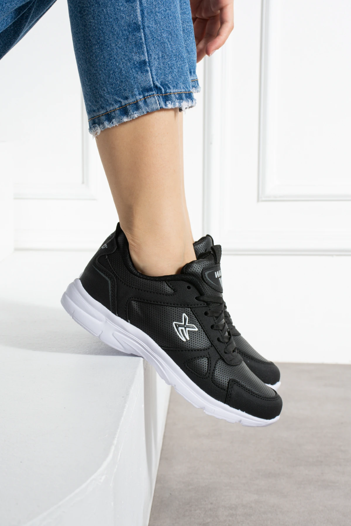 Unisex Bağcıklı Spor Ayakkabı Sneaker Kadın Erkek Büyük Beden 2065NAV - Siyah Beyaz