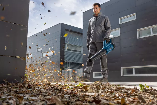 BOSCH Akülü Yaprak Üfleme GBL 18V-750 AküHrç