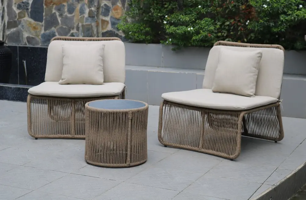 Bistro Set 2 Rope +Center Coffee Table with Cushion Cream
