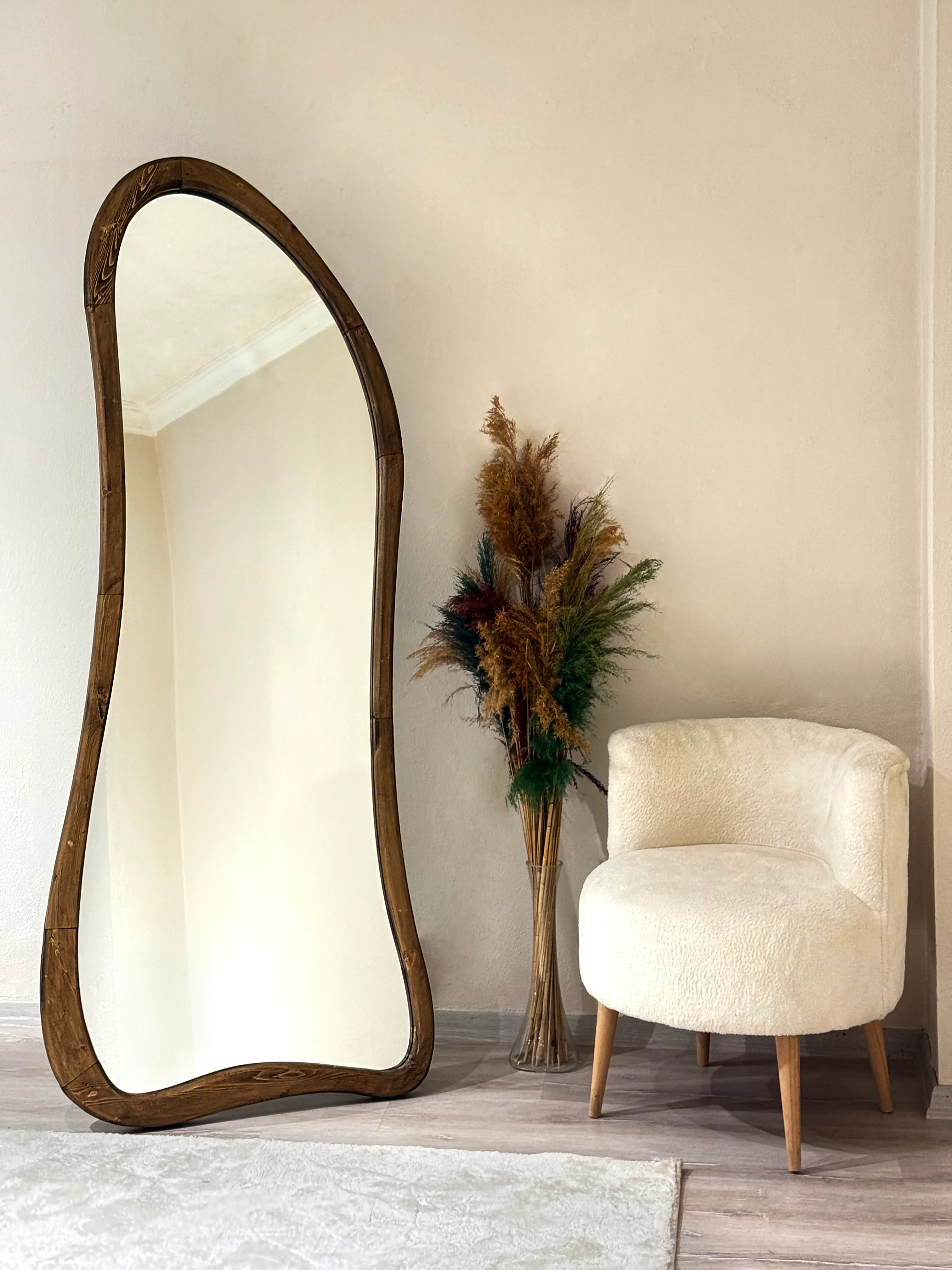 Boy Aynası Ahşap Çerçeveli Asimetrik Ceviz80x180cm