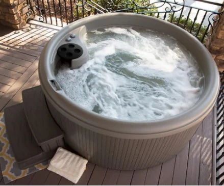 Aptos Arctic White Shell With Charcoal+Round Cover