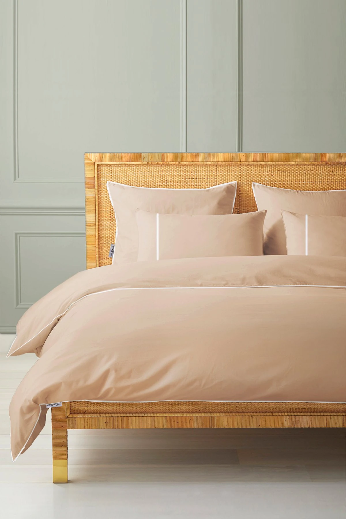 Nevresim Ç.K Bej Ekru Biyeli 200x220cm