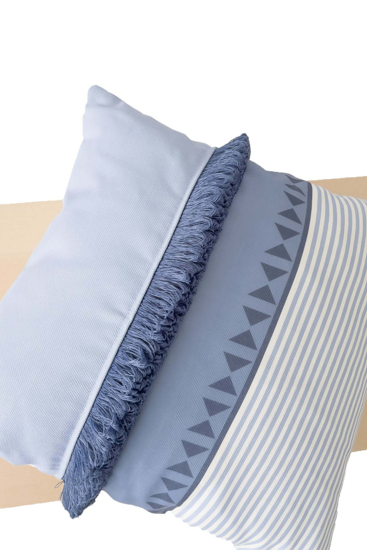 Kırlent Kılıfı Püsküllü Mavi Beyaz Desen 43x43cm