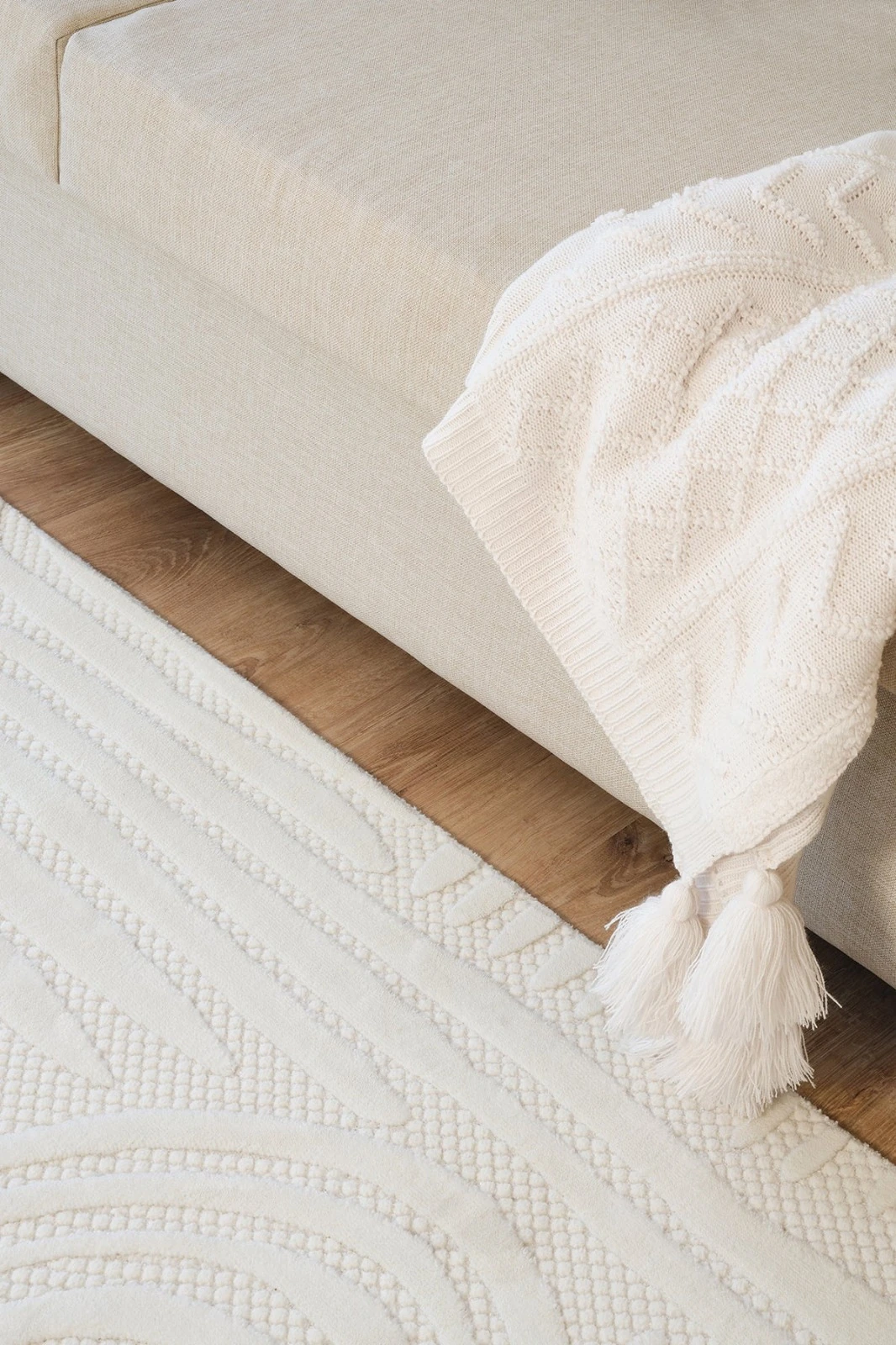 Vola Dokuma Halı Çizgili Krem 100x200