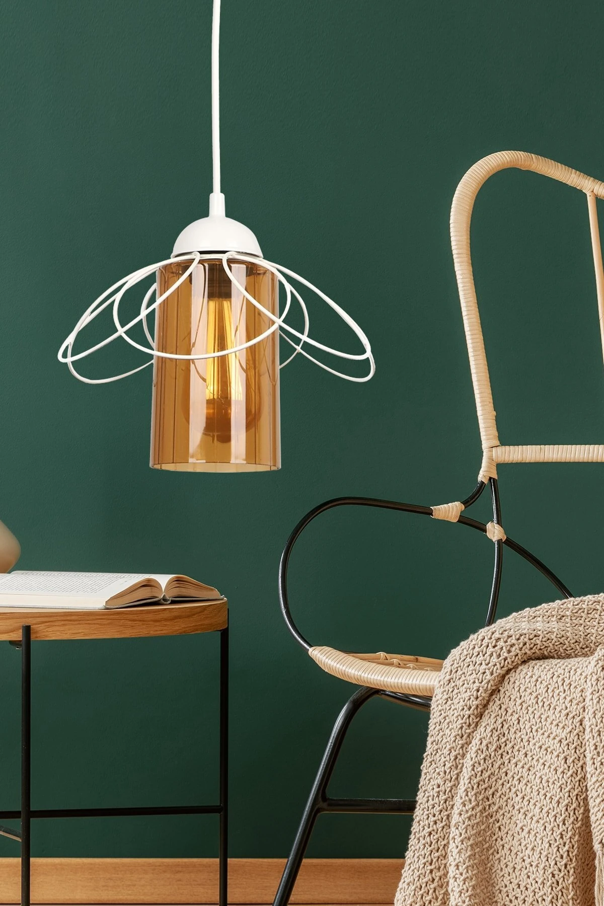 Mango Avize Tekli Beyaz-Akrilik Bal