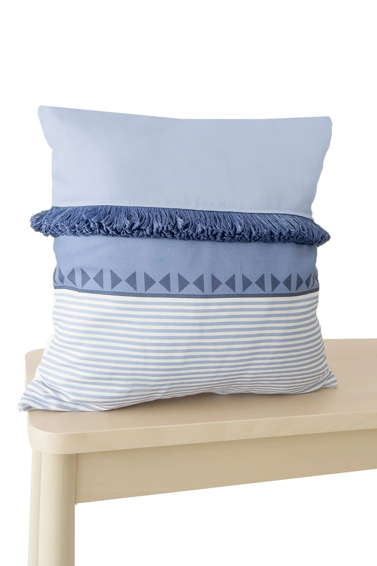 Kırlent Kılıfı Püsküllü Mavi Beyaz Desen 43x43cm