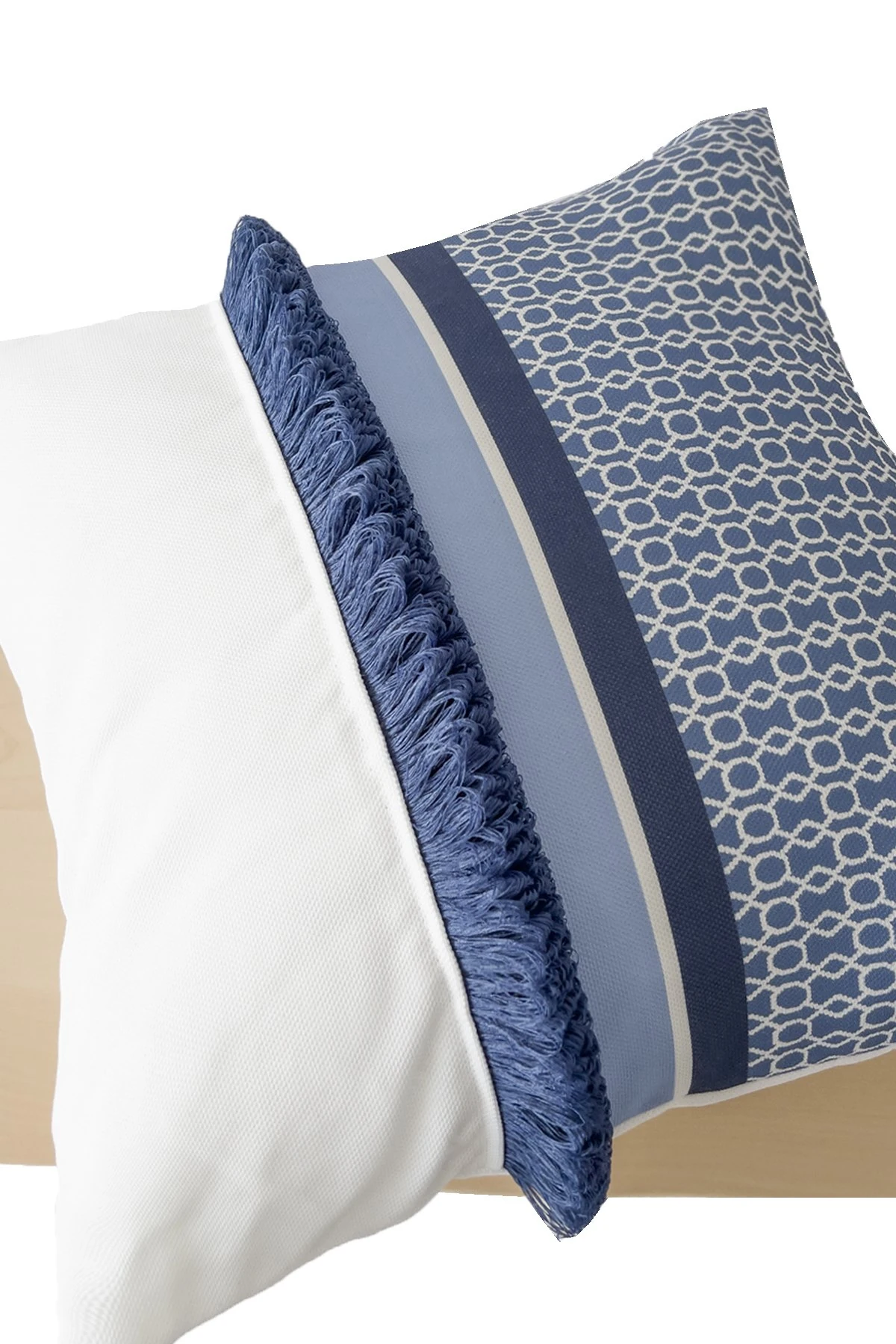 Kırlent Kılıfı Püsküllü Mavi Beyaz Desen 43x43cm