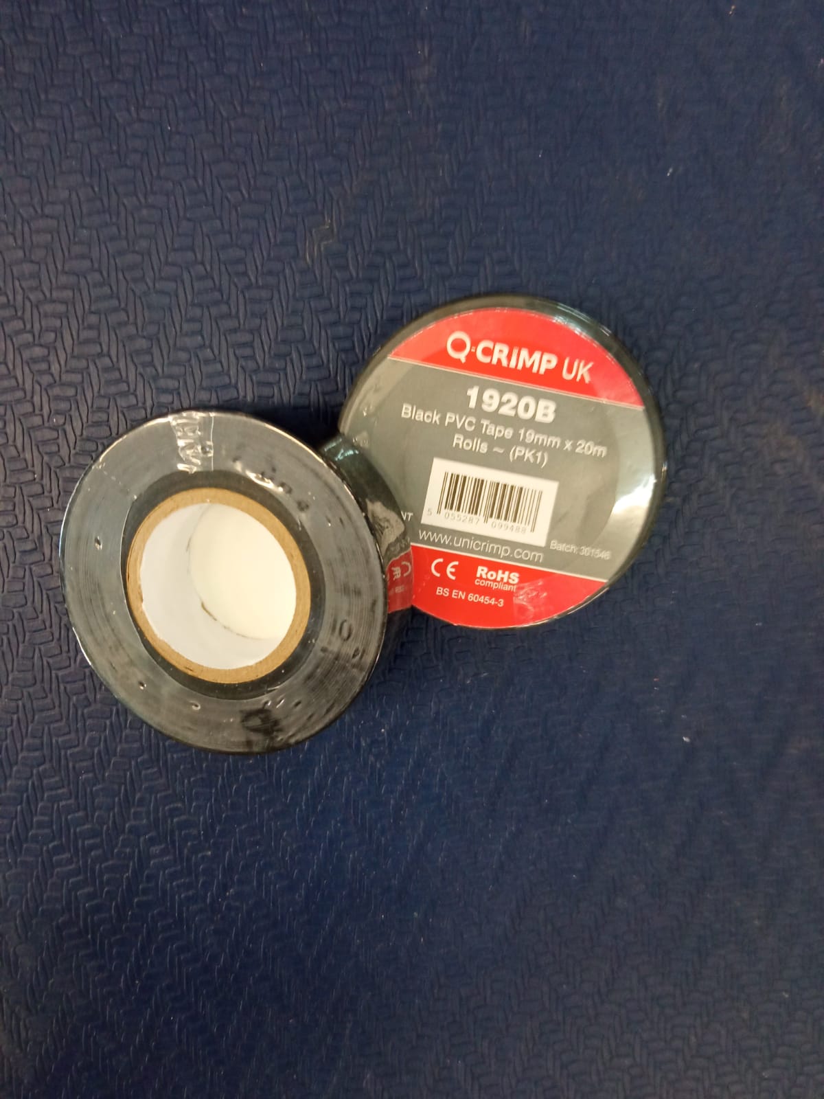 Siyah Renk Della 20M x 19MM