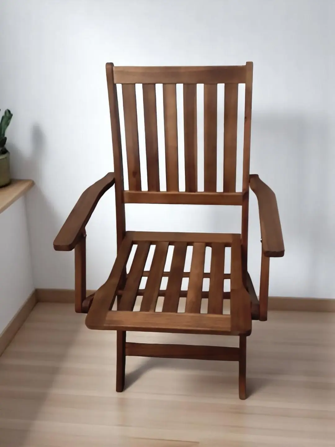 Folding Chair with Wooden Arms Thick Slatted