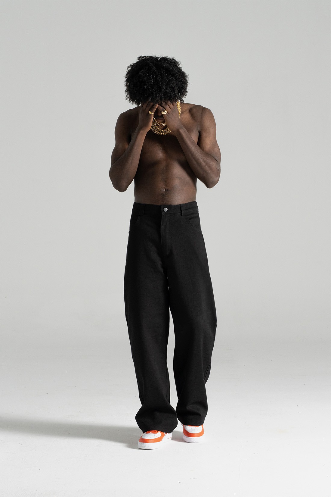 BLACK KING