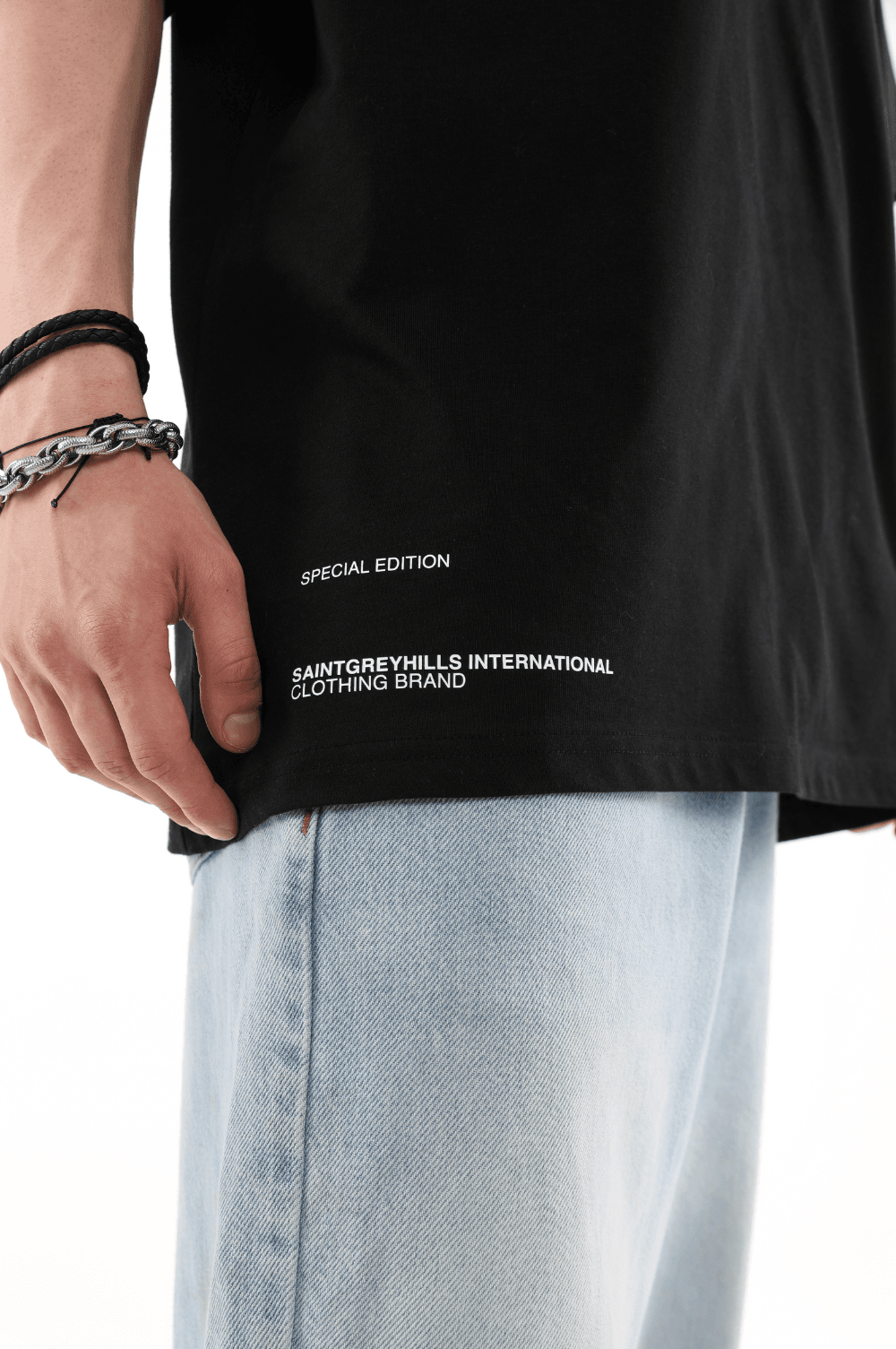 2024 BLACK TEE