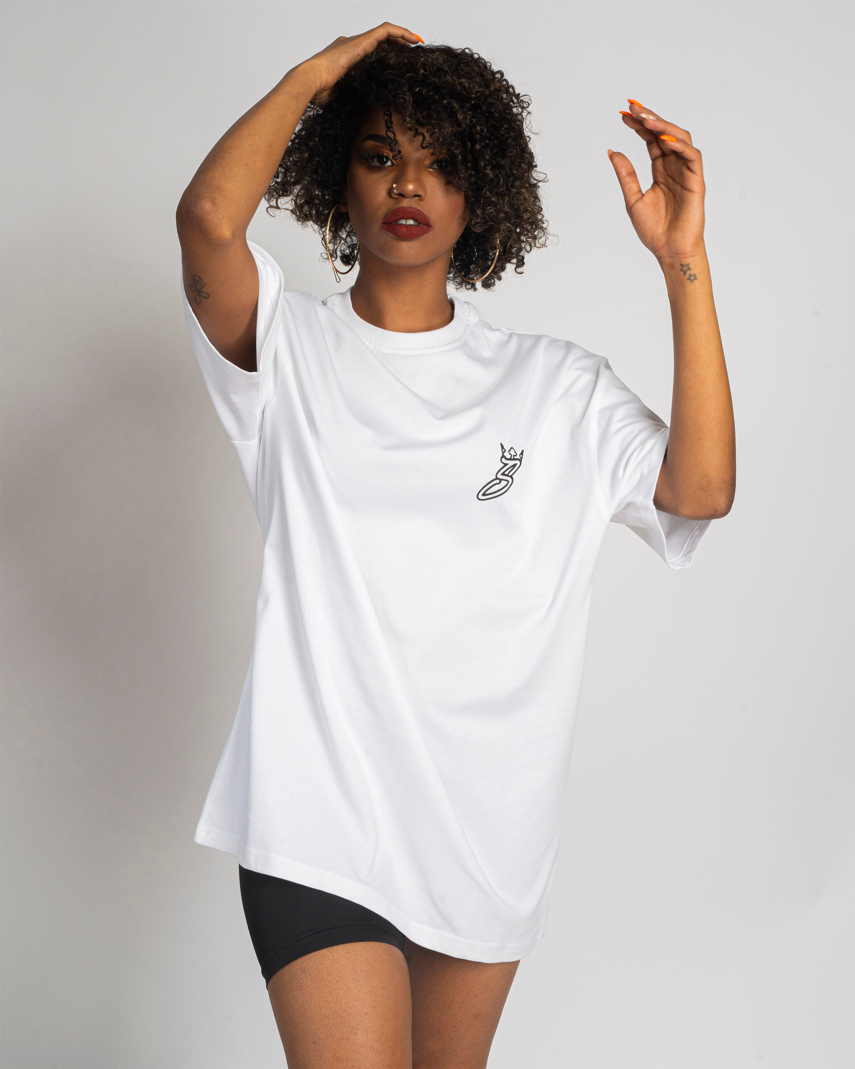WHITEY TEE